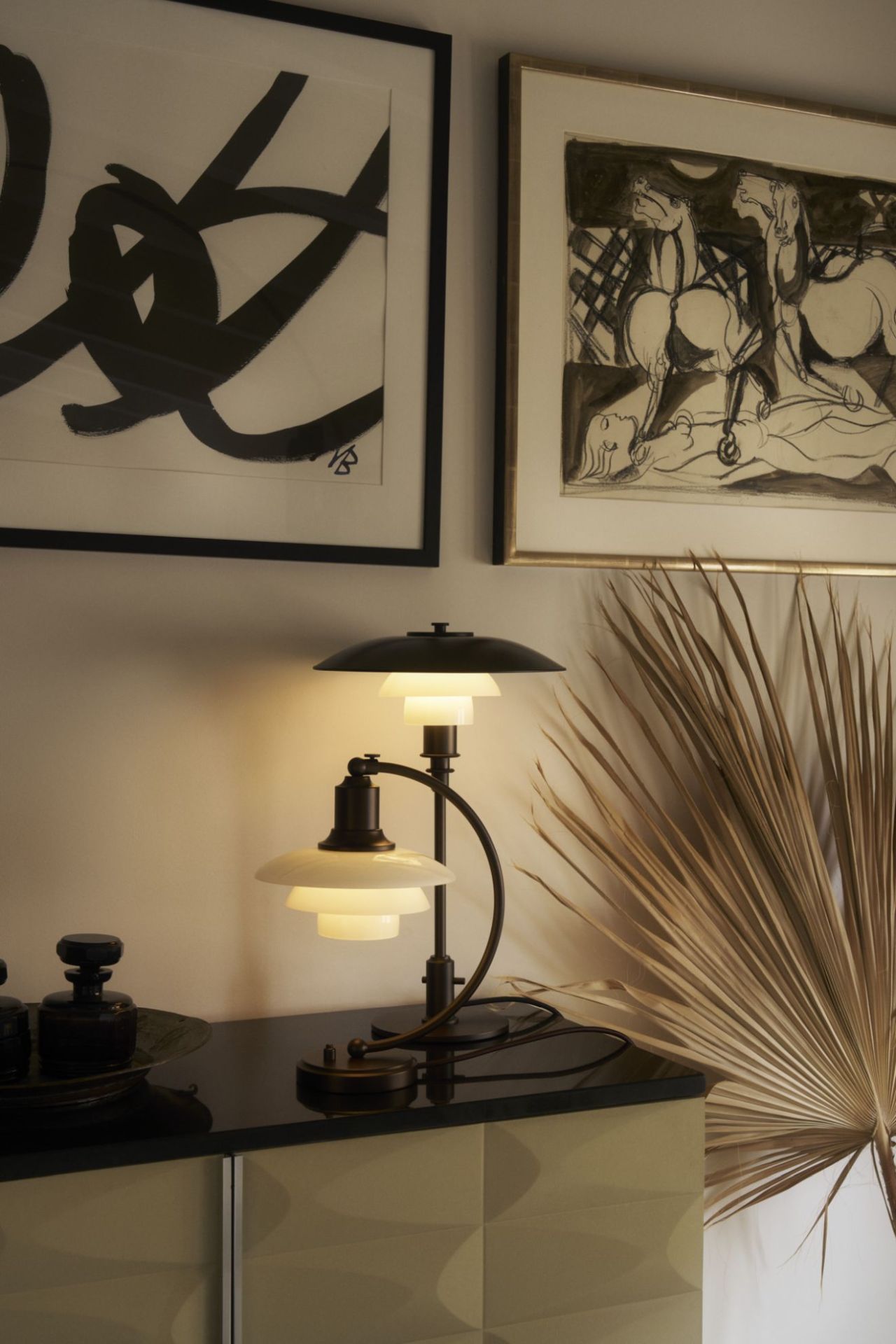 PH 3/2 Aged Brass Opal Tischleuchte Louis Poulsen