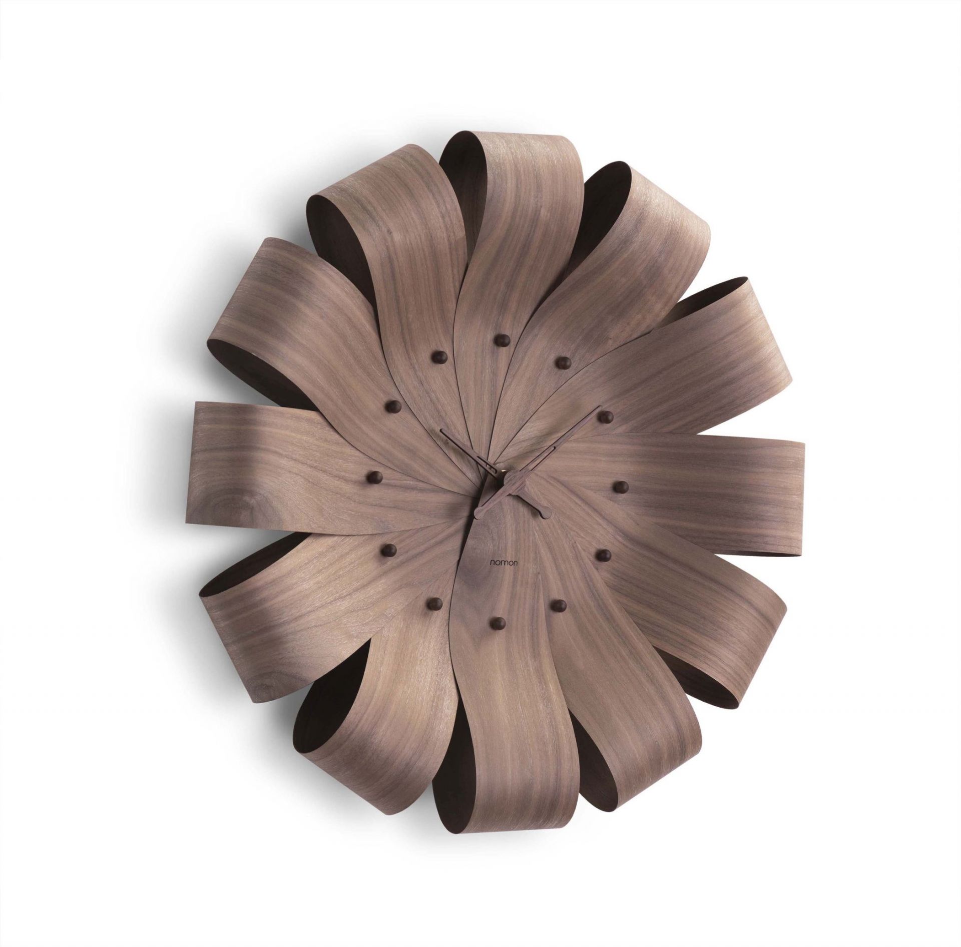 Ciclo Wanduhr von Nomon, Ø55cm, aus Holz in Form einer Blüte, modernes Design.
