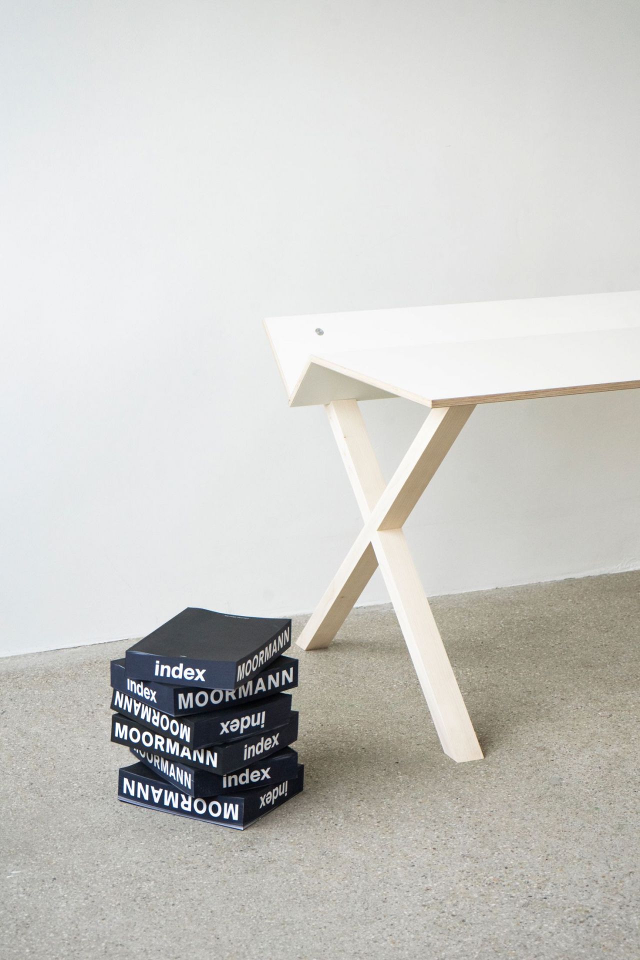 Kant Schreibtisch Nils Holger Moormann