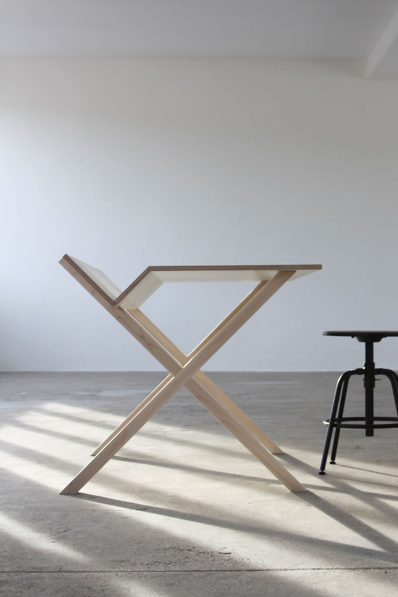 Kant Schreibtisch Nils Holger Moormann