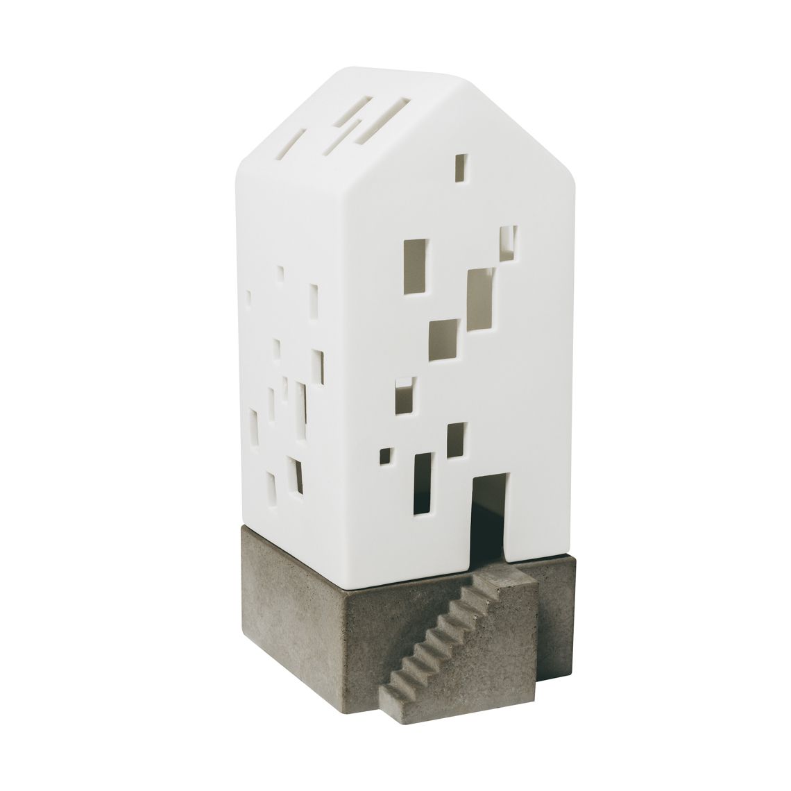 Weißes Lichthaus in Form eines kleinen Apartmenthauses mit Betonsockel und Treppe.