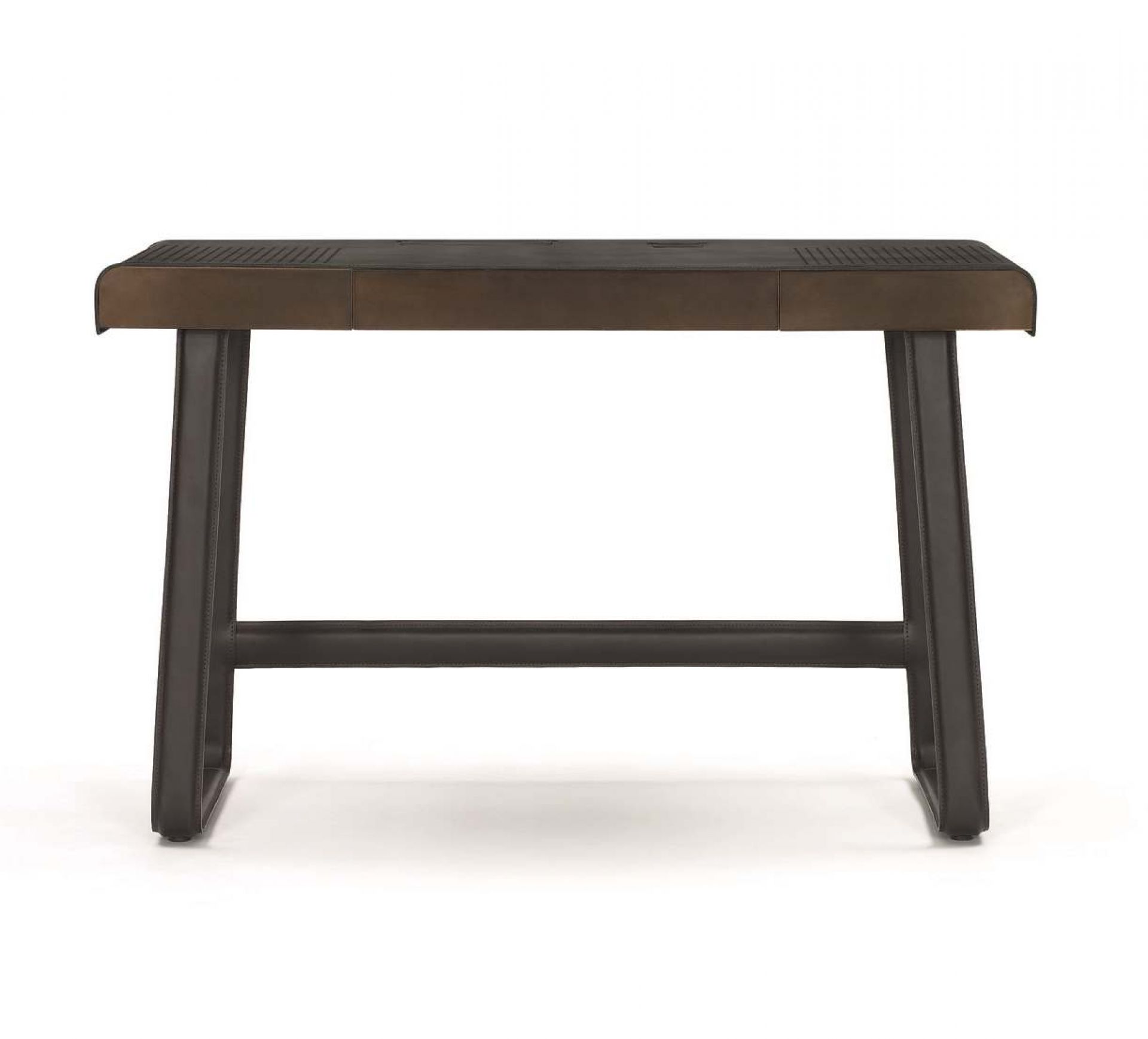 Freistehender Pegasus Home Desk Schreibtisch von ClassiCon, braune Tischplatte und dunkles Gestell.