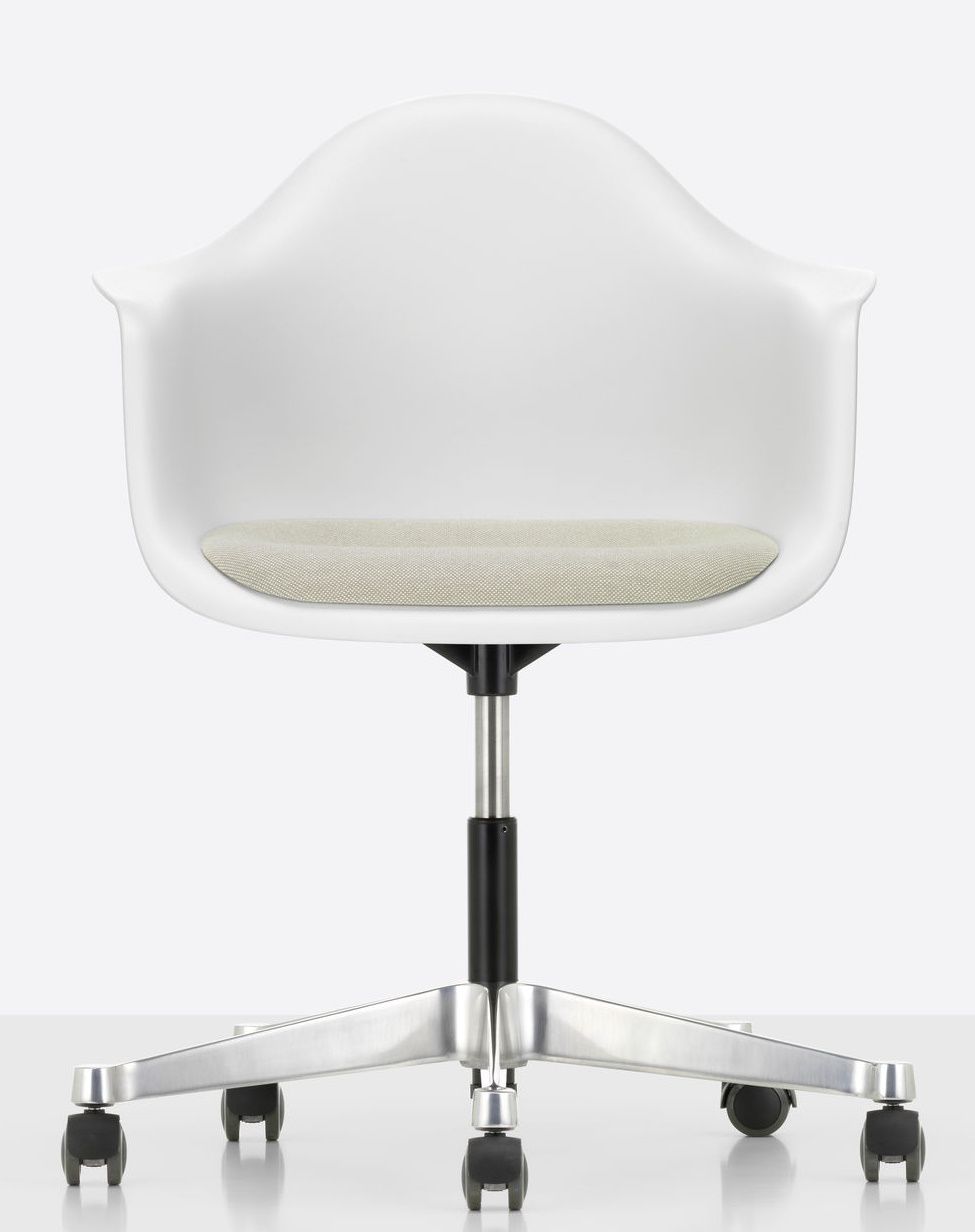 Eames Plastic Arm Chair PACC mit Sitzpolster Vitra