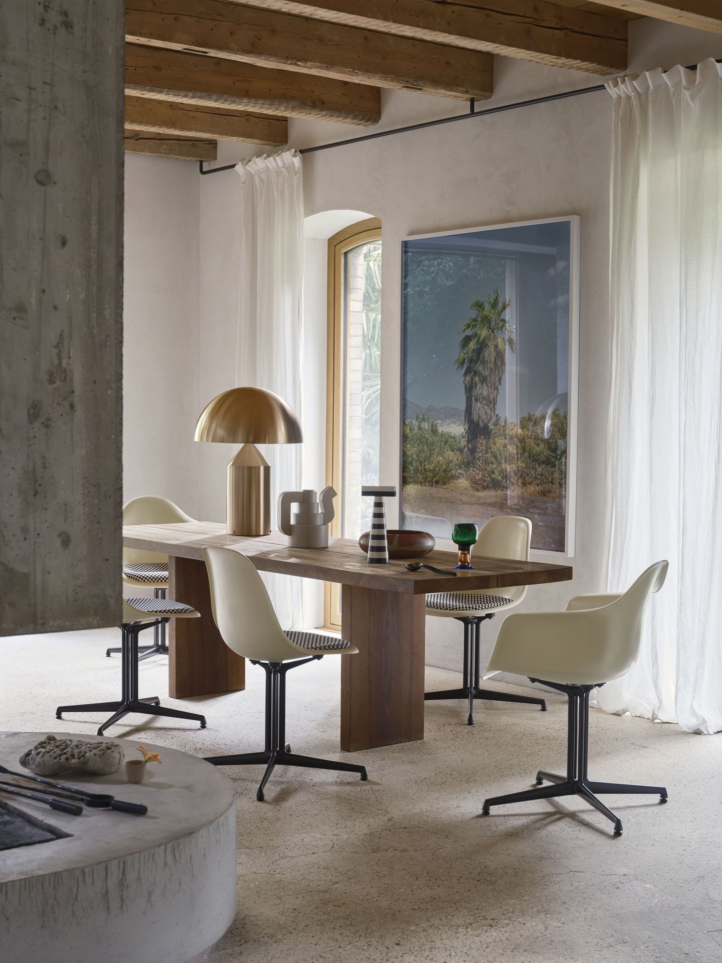 Eames Plastic Arm Chair DAL mit Sitzpolster Vitra