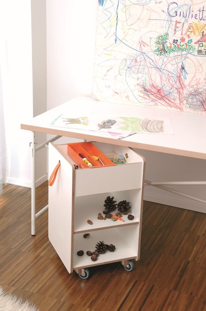 Kindercontainer von Richard Lampert, Modell Fixx, weiß mit Rollen, für Spielzeug und Bastelmaterial.