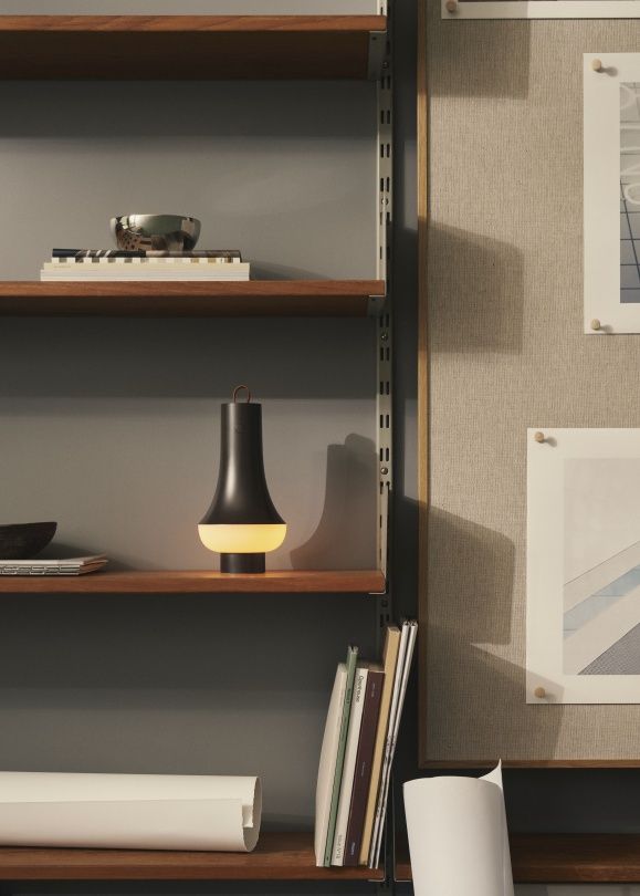 Tomoshi Portable Akkuleuchte / Tischleuchte Louis Poulsen