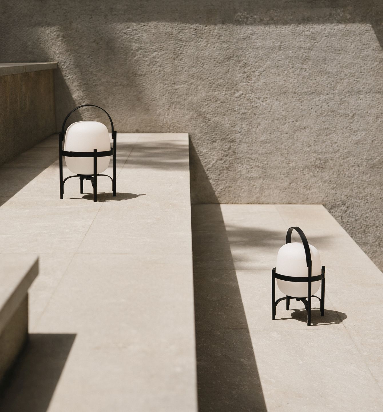 Cestita Alubat Tischleuchte English Green Santa & Cole