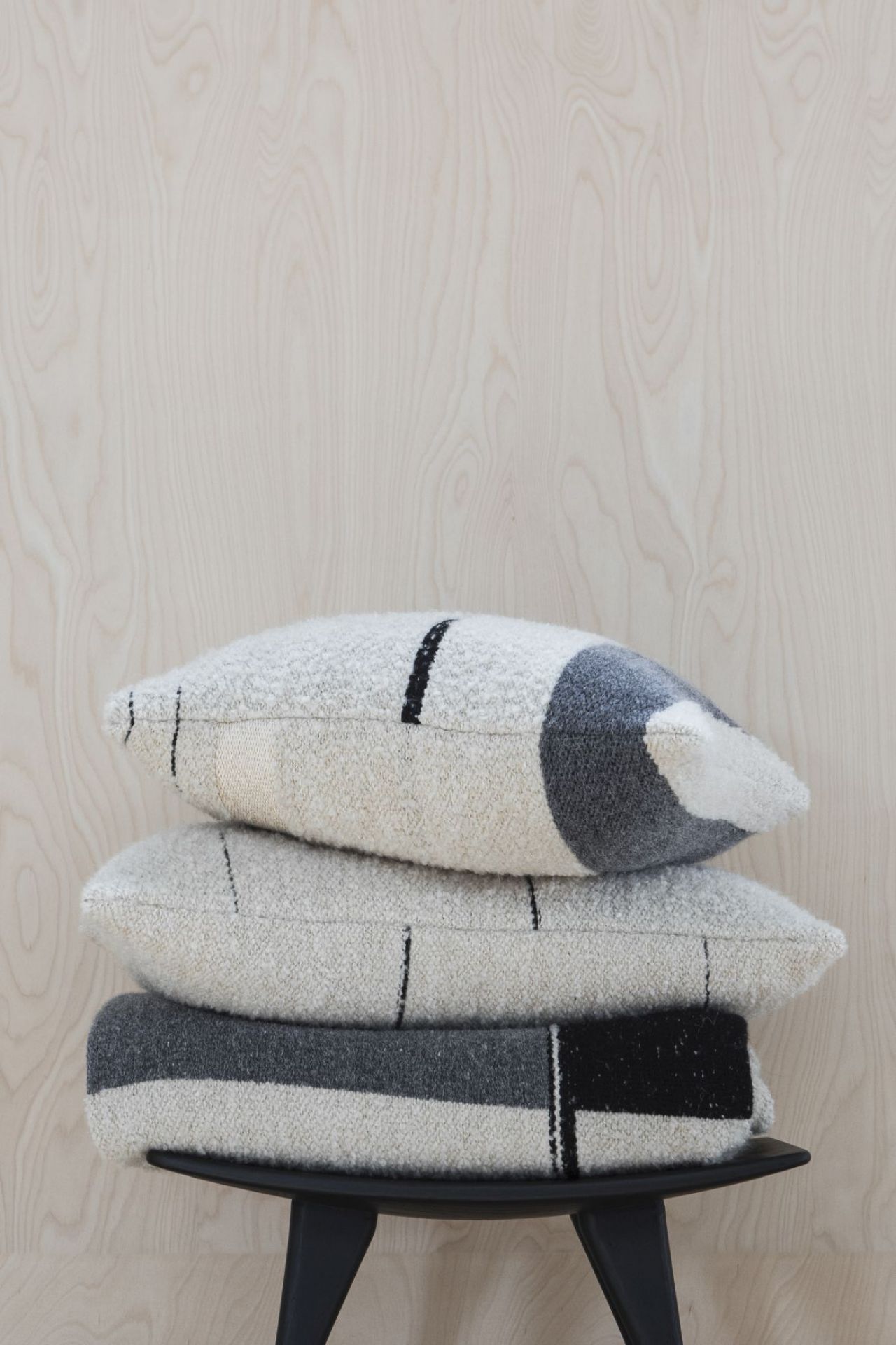 Osso Stuhl Eiche schwarz Ethnicraft