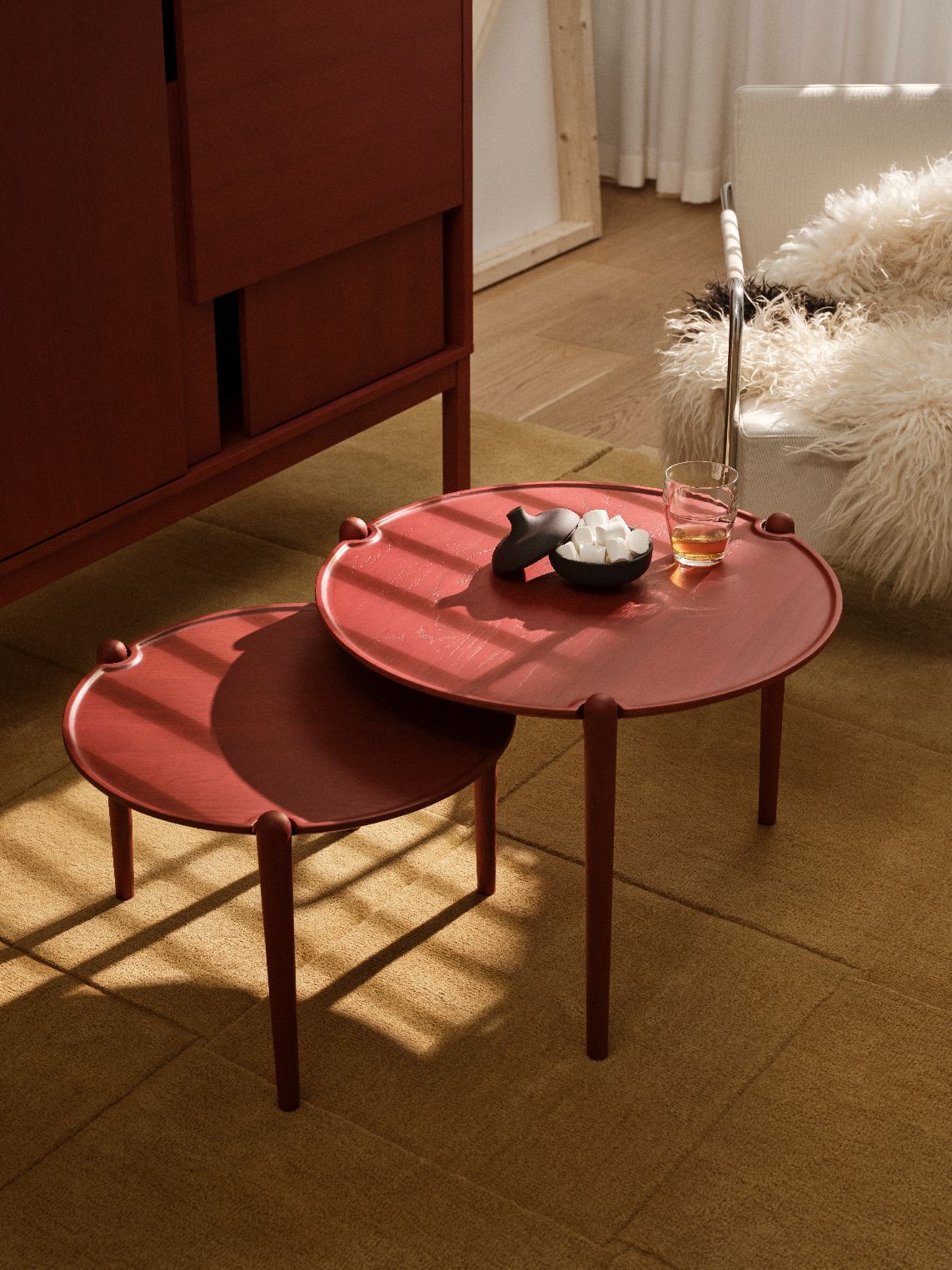 Aria Table Beistelltisch Design House Stockholm Eiche rot low