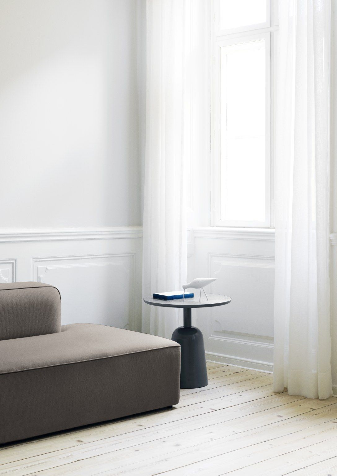 Turn Table Tisch Normann Copenhagen