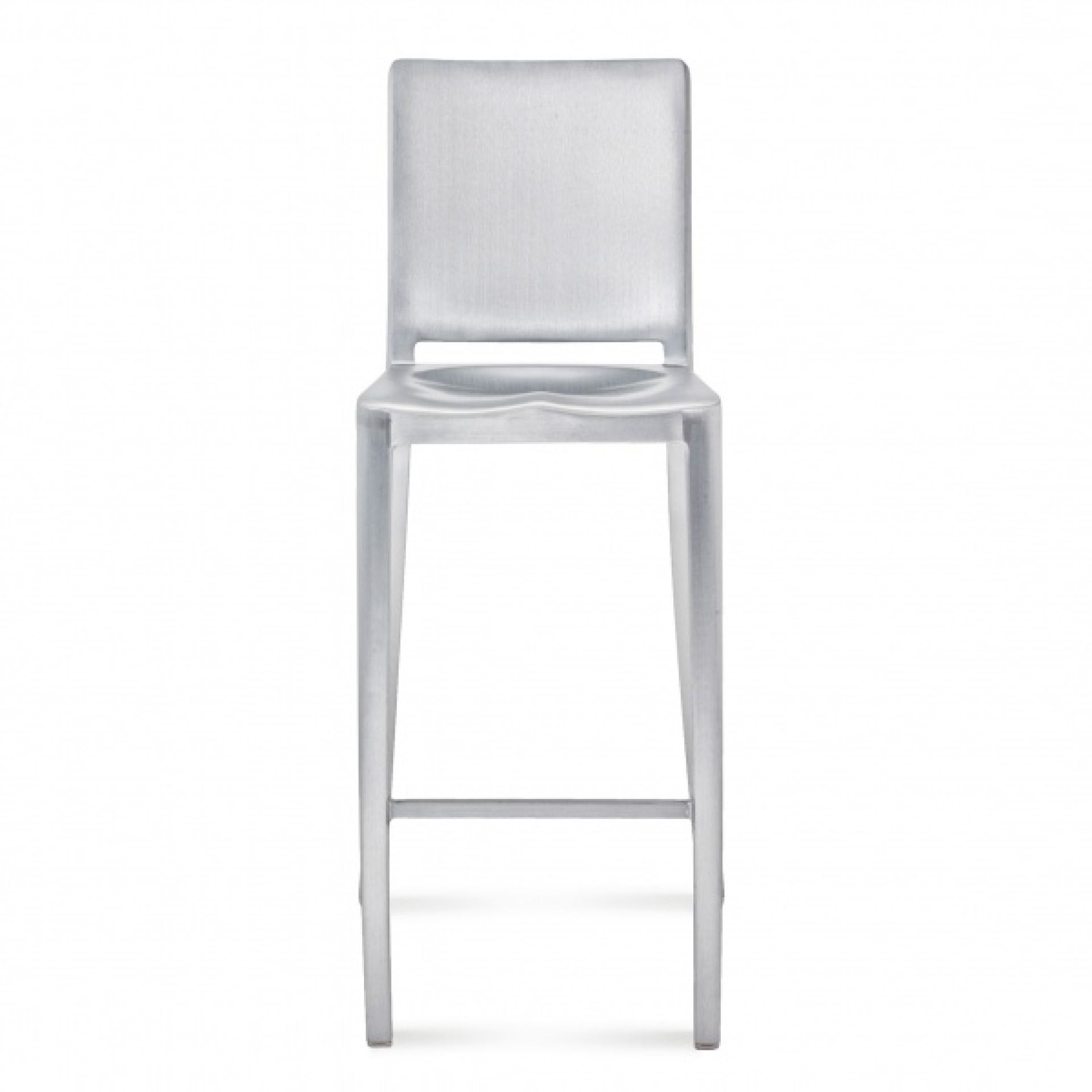 Silberner Hudson Barhocker von Emeco, Frontansicht. Moderner Hocker aus Aluminium für Küche und Bar.
