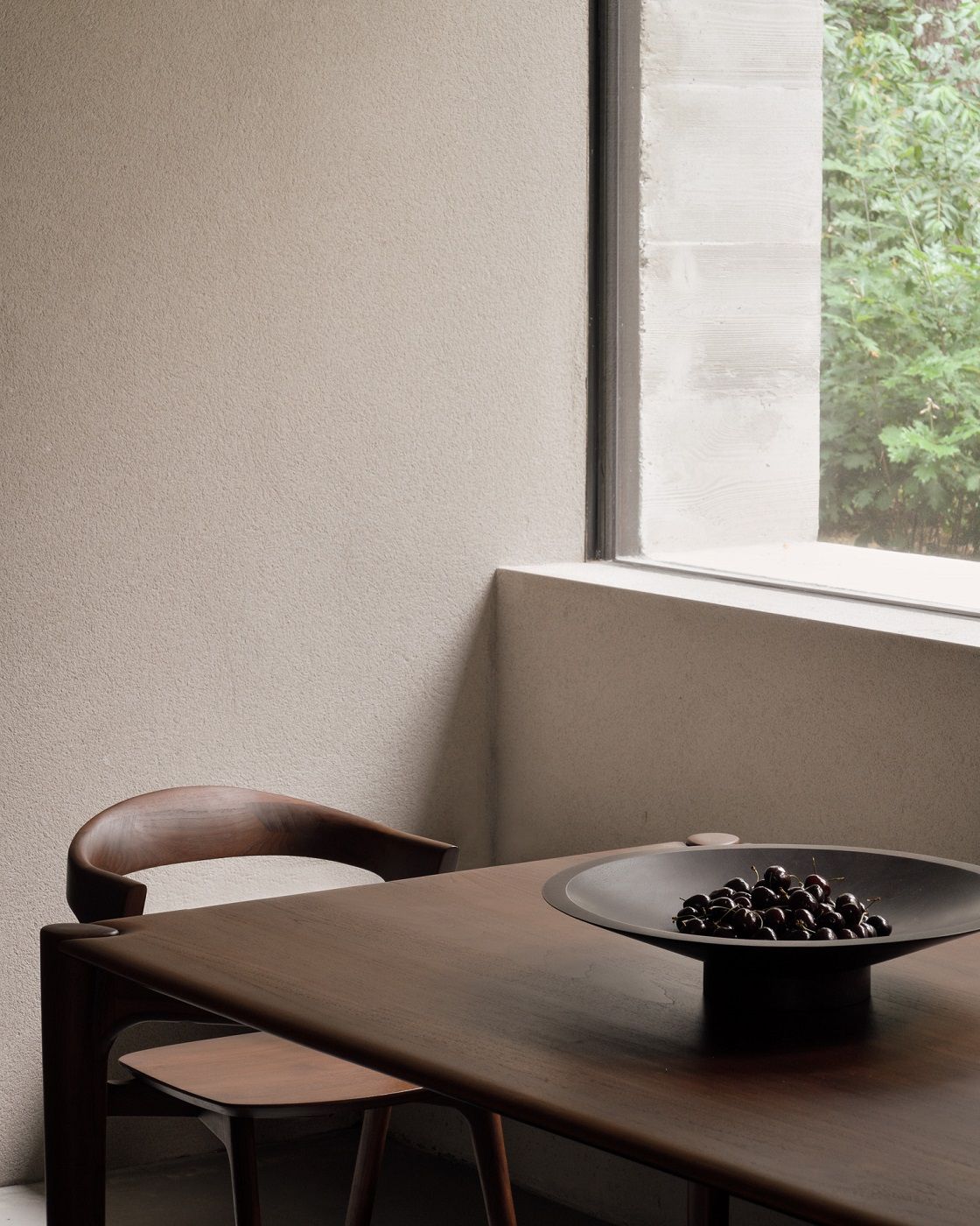 Bok Stuhl Teak lackiert dunkelbraun Ethnicraft