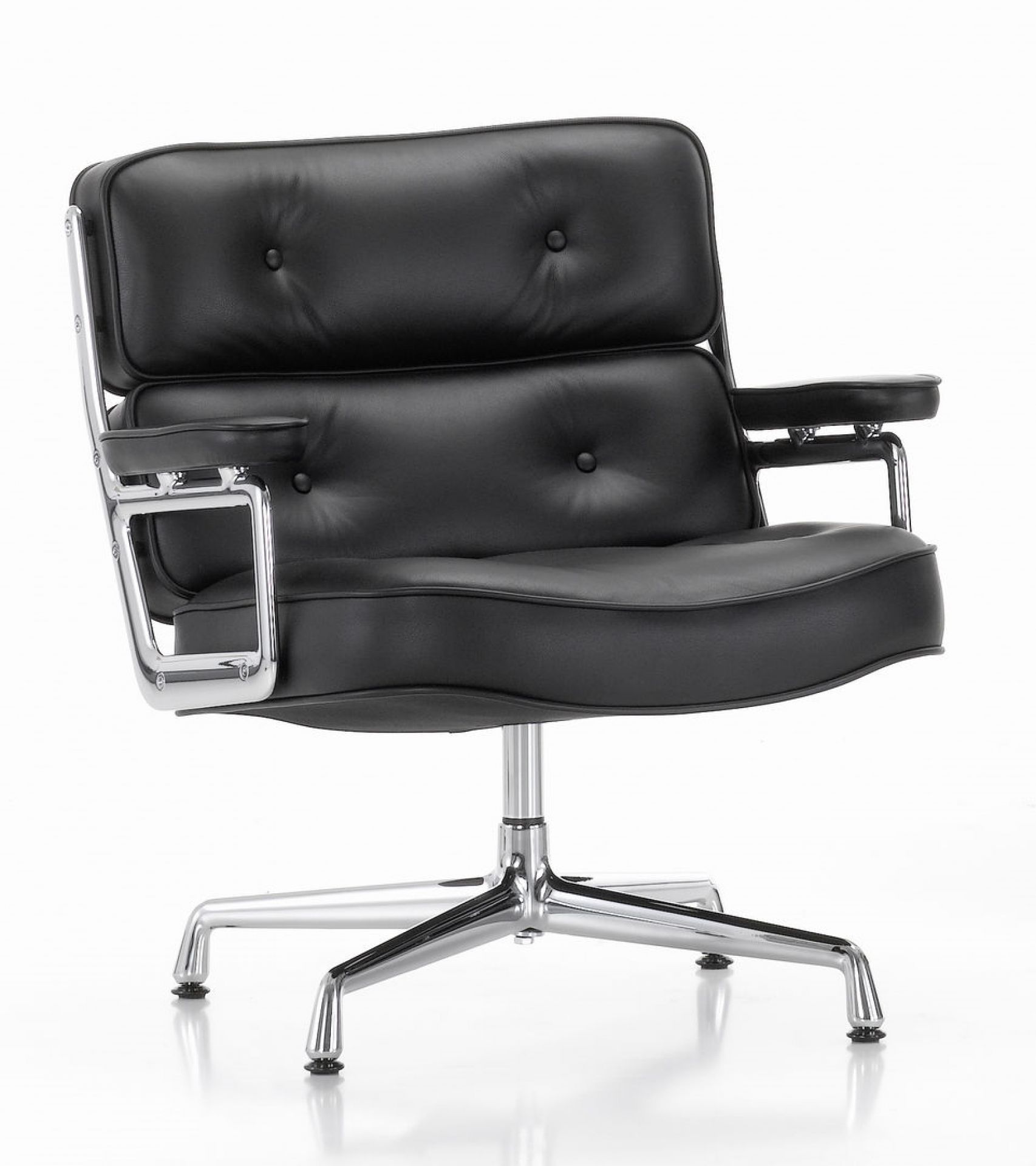 Schwarzer Lobby Chair ES 105 von Vitra mit Lederbezug und verchromtem Drehfuß.