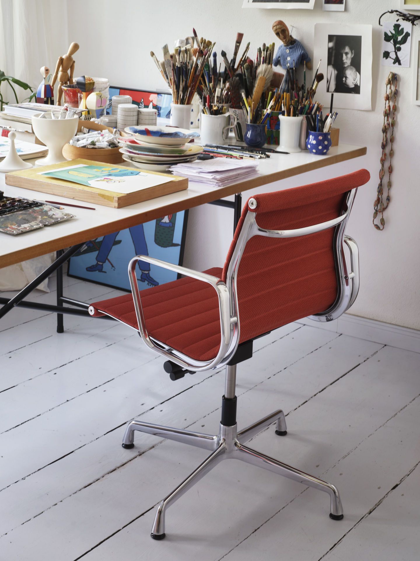 Aluminium Chair EA 131 / EA131 Stuhl Vitra