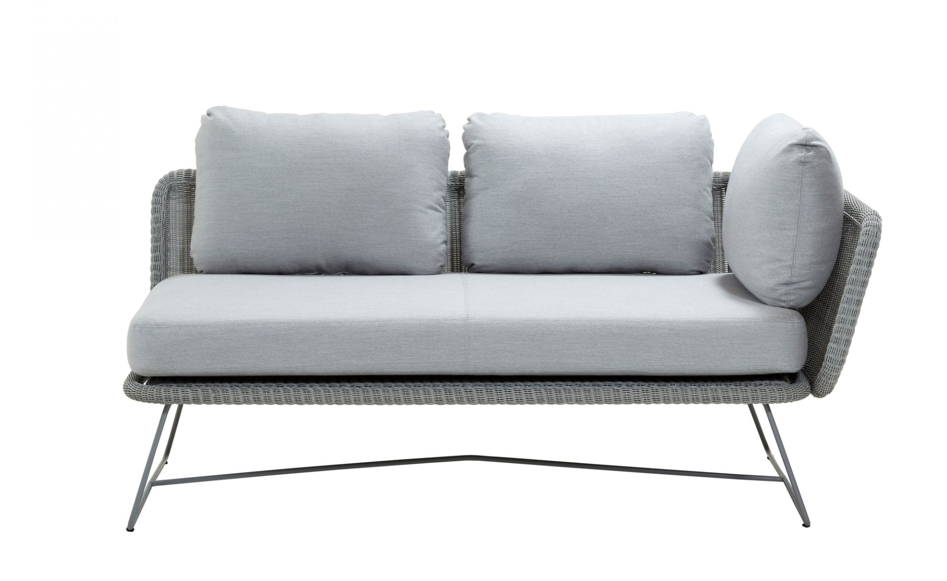 Horizon Outdoor Sofa, 2-Sitzer Modulsofa von Cane-Line, graues Rattan mit hellgrauen Kissen.