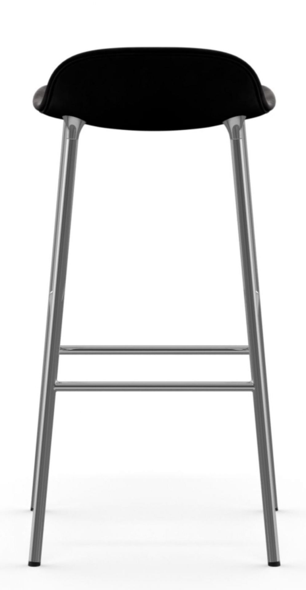 Ansicht von vorne: Form Barstool Barhocker von Normann Copenhagen mit schwarzer Polsterung und Stahlgestell.
