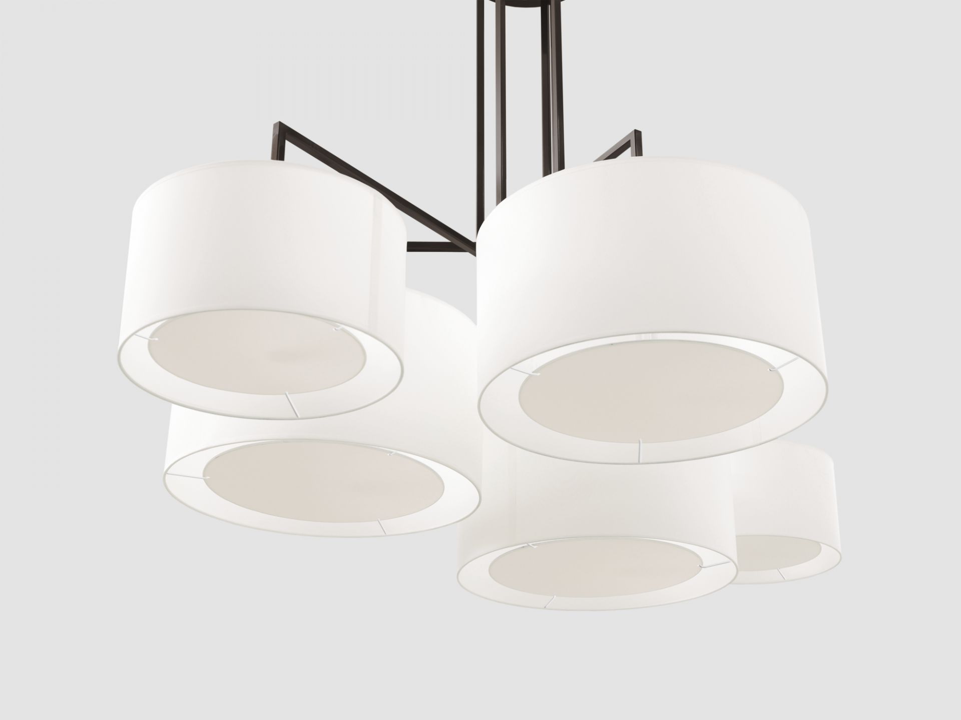 Noon LED Leuchte mit fünf weißen Lampenschirmen und dunklem Gestell. Moderne Deckenleuchte für Wohnräume.