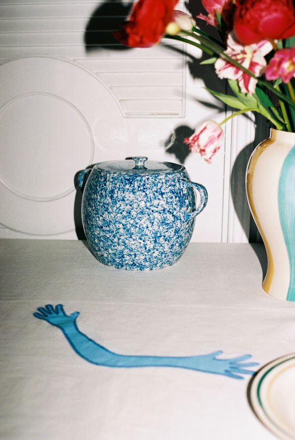 Sobremesa Bean Pot: Blaue Keramiktopf mit Deckel für Bohnen, Eintöpfe und Suppen.