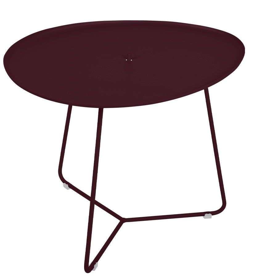 Kleiner, runder Outdoor-Tisch Cocotte von Fermob in Schwarzkirsche, ideal für Balkon oder Terrasse.