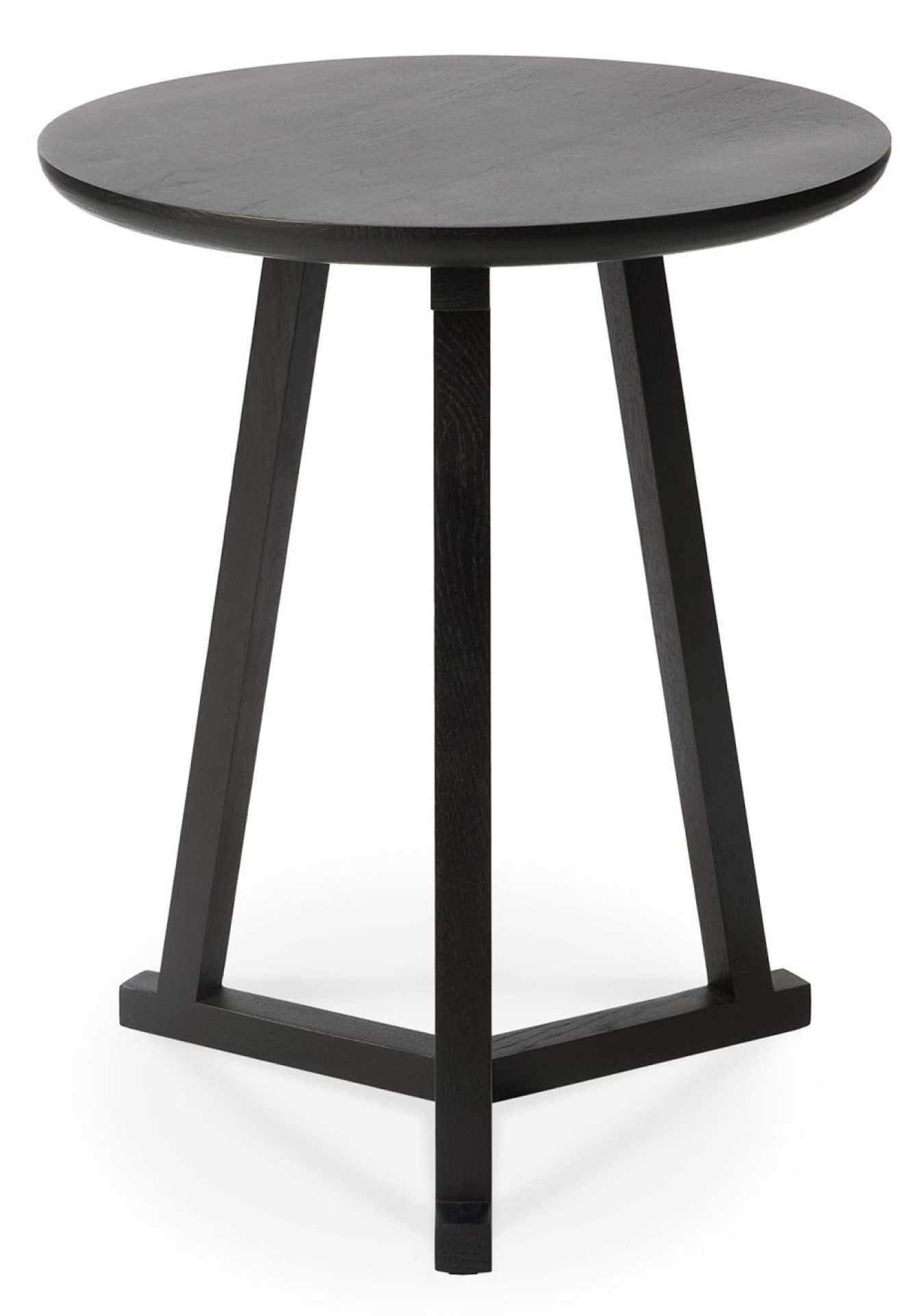 Tripod Beistelltisch Eiche schwarz von Ethnicraft, runder Holztisch mit drei Beinen im minimalistischen Design.