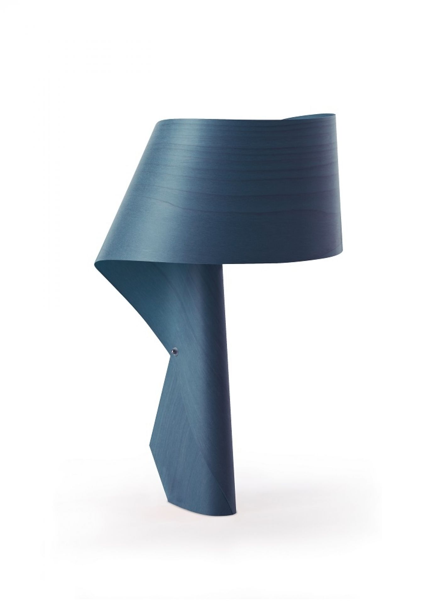 Blaue Air Tischleuchte von LZF Lamps: Moderne Designerleuchte aus Holzfurnier für stimmungsvolle Beleuchtung.