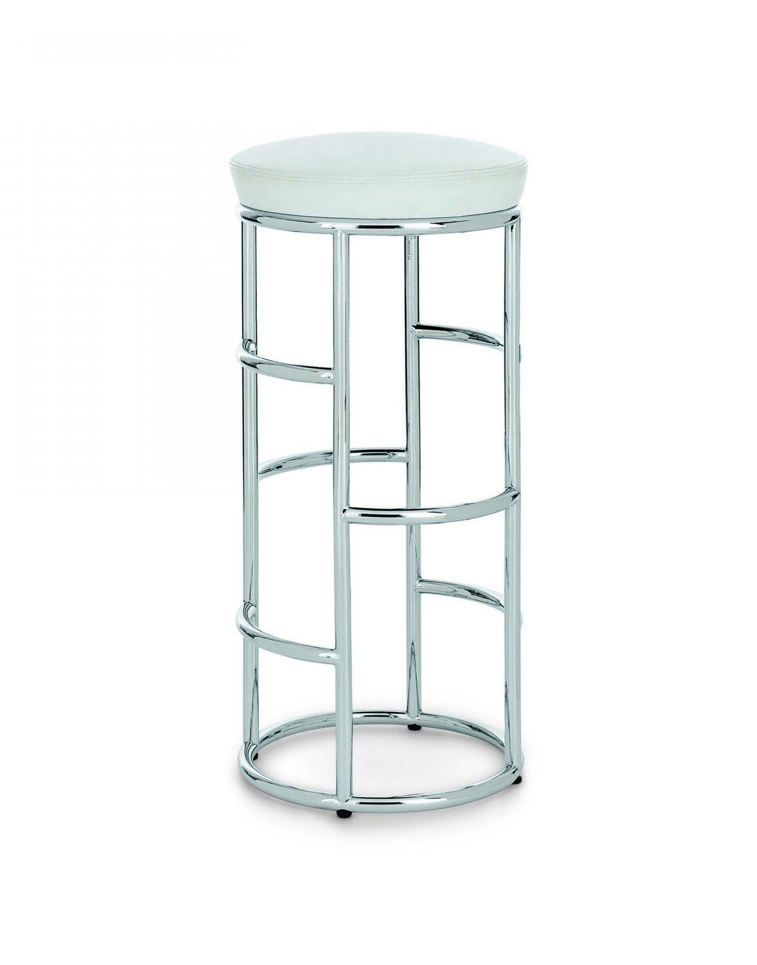 Satish Barhocker mit weißem Lederbezug und verchromtem Stahlgestell. Moderner Hocker für Küche und Bar.
