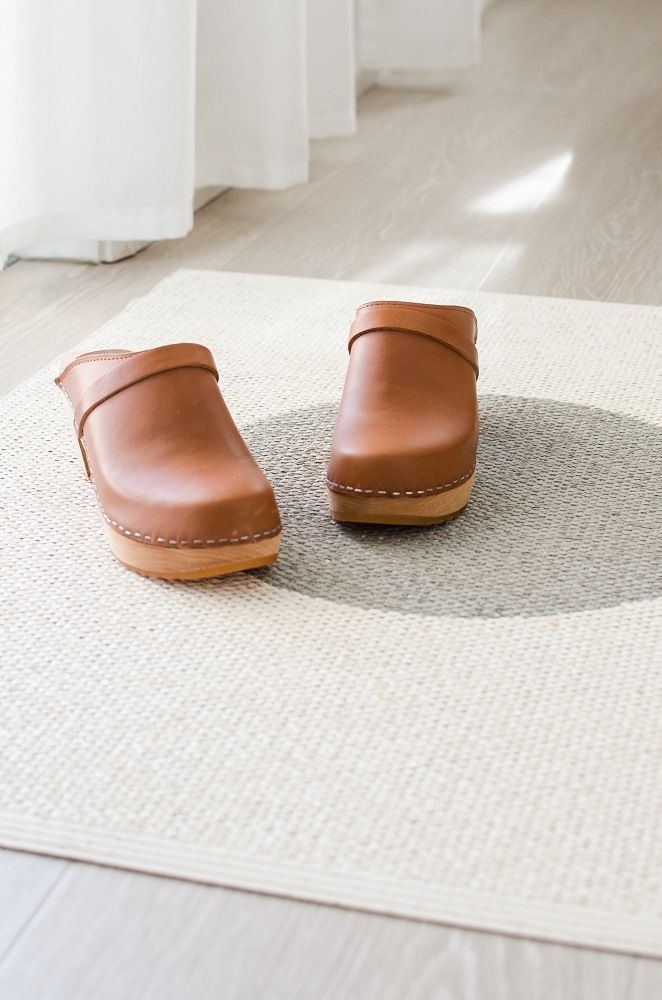 Vera Small One Pappelina Kunststoffteppich 70x90 cm Ocean blau, gewebter Teppich für Innen- und Außenbereich.