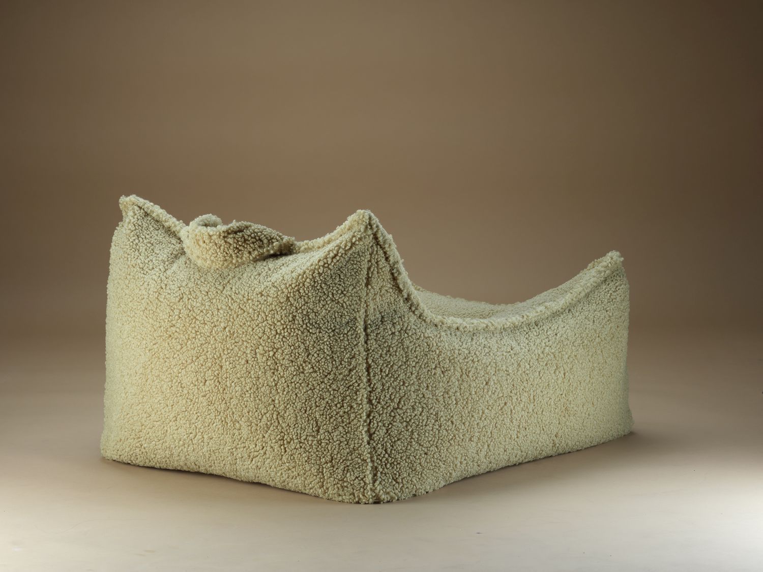 Kindersitzsack Sessel Teddystoff Matcha Wigiwama