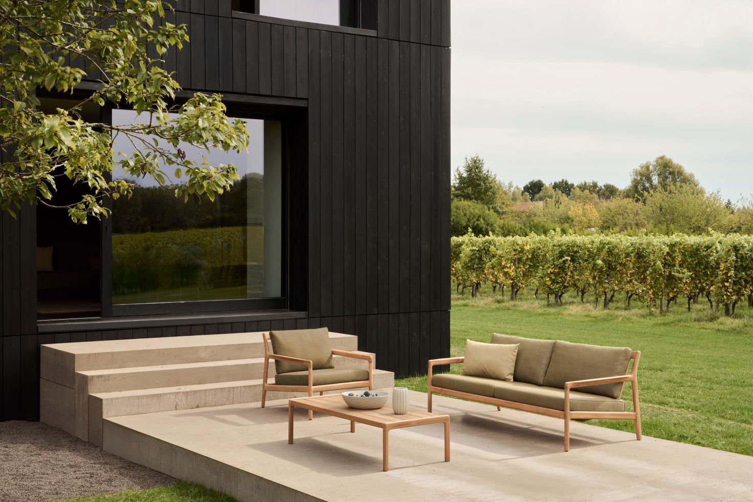Jack Outdoor Loungesessel Teak grüner Stoff Ethnicraft