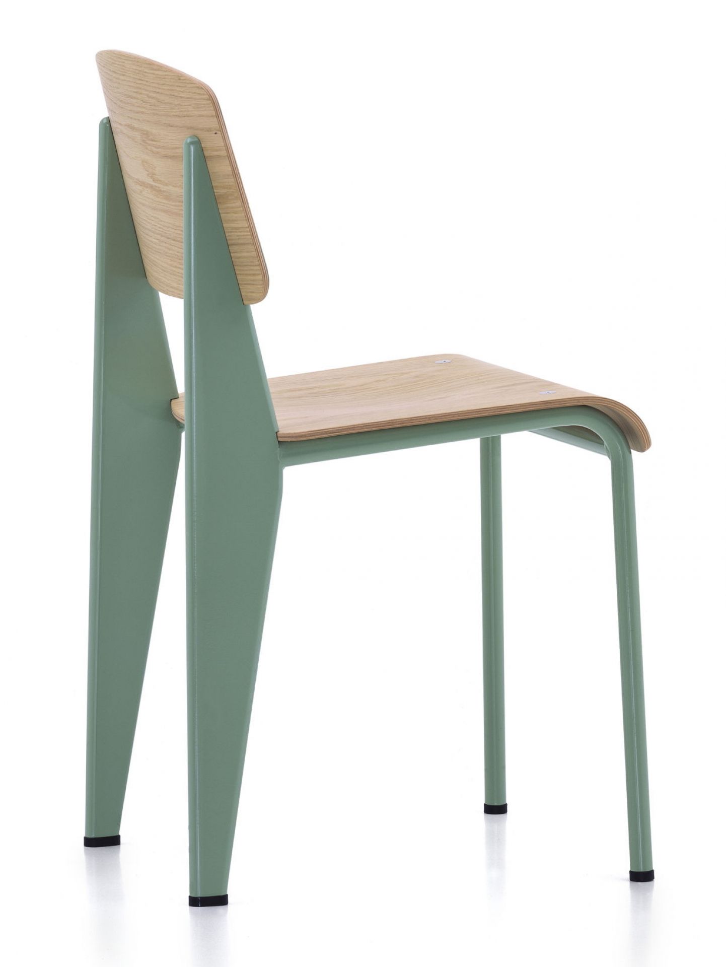 Vitra Stuhl Standard, Ansicht von hinten, hellgrünes Gestell, Sitzfläche und Rückenlehne aus hellem Holz.