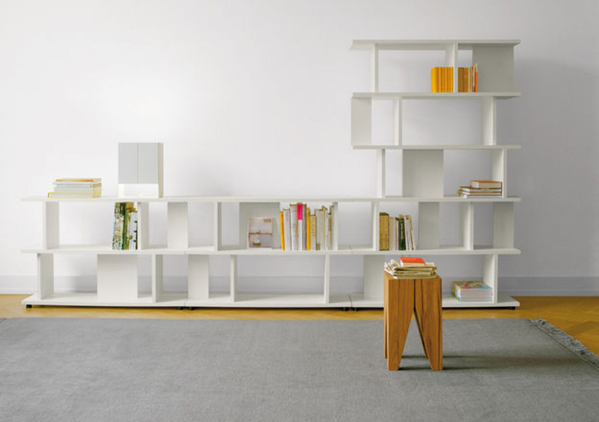 LT02 Seam Two Tischleuchte e15