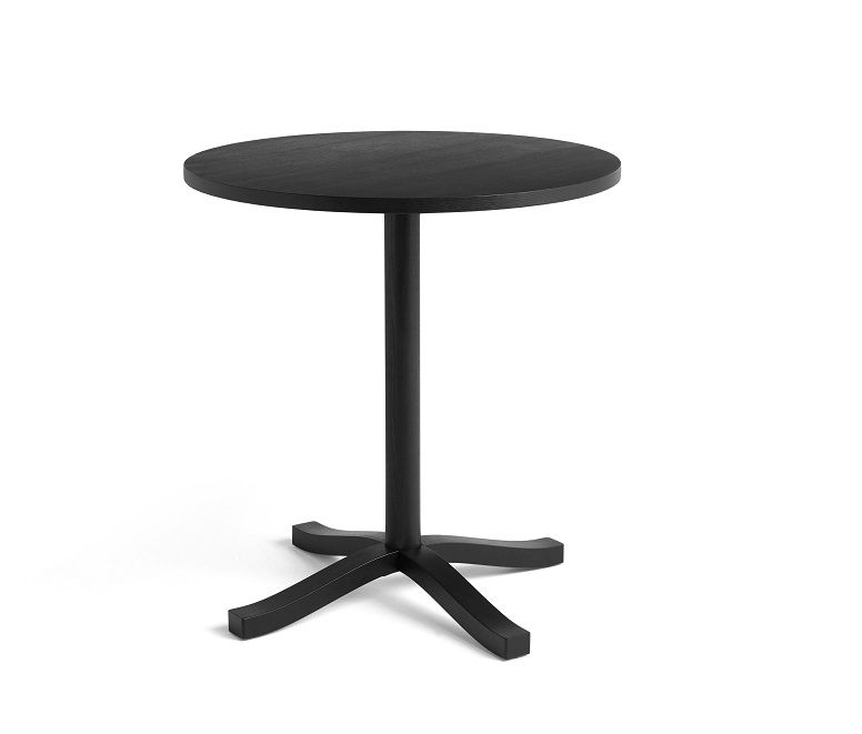 Schwarzer Pastis Table Tisch von Hay mit runder Tischplatte und zentralem Fußkreuz.
