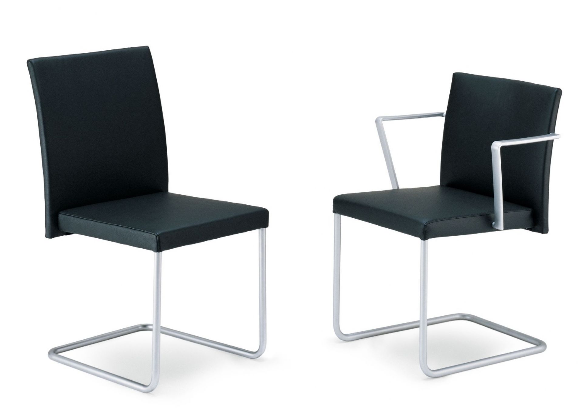 Zwei JASON 1901 Freischwinger Stühle von Walter Knoll, schwarzes Leder, modernes Design für Büro und Wohnbereich.