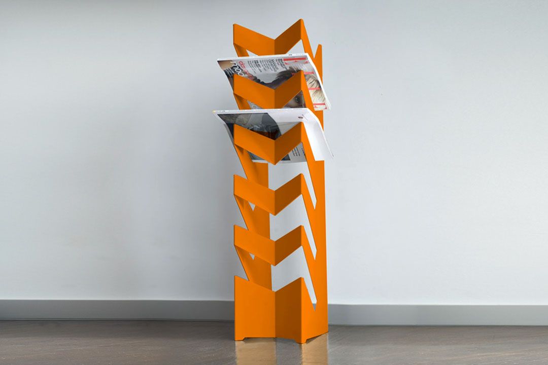 Oranger News Boden Zeitungsständer mit Zeitungen, moderner Zeitschriftenständer für Wohnzimmer und Büro.