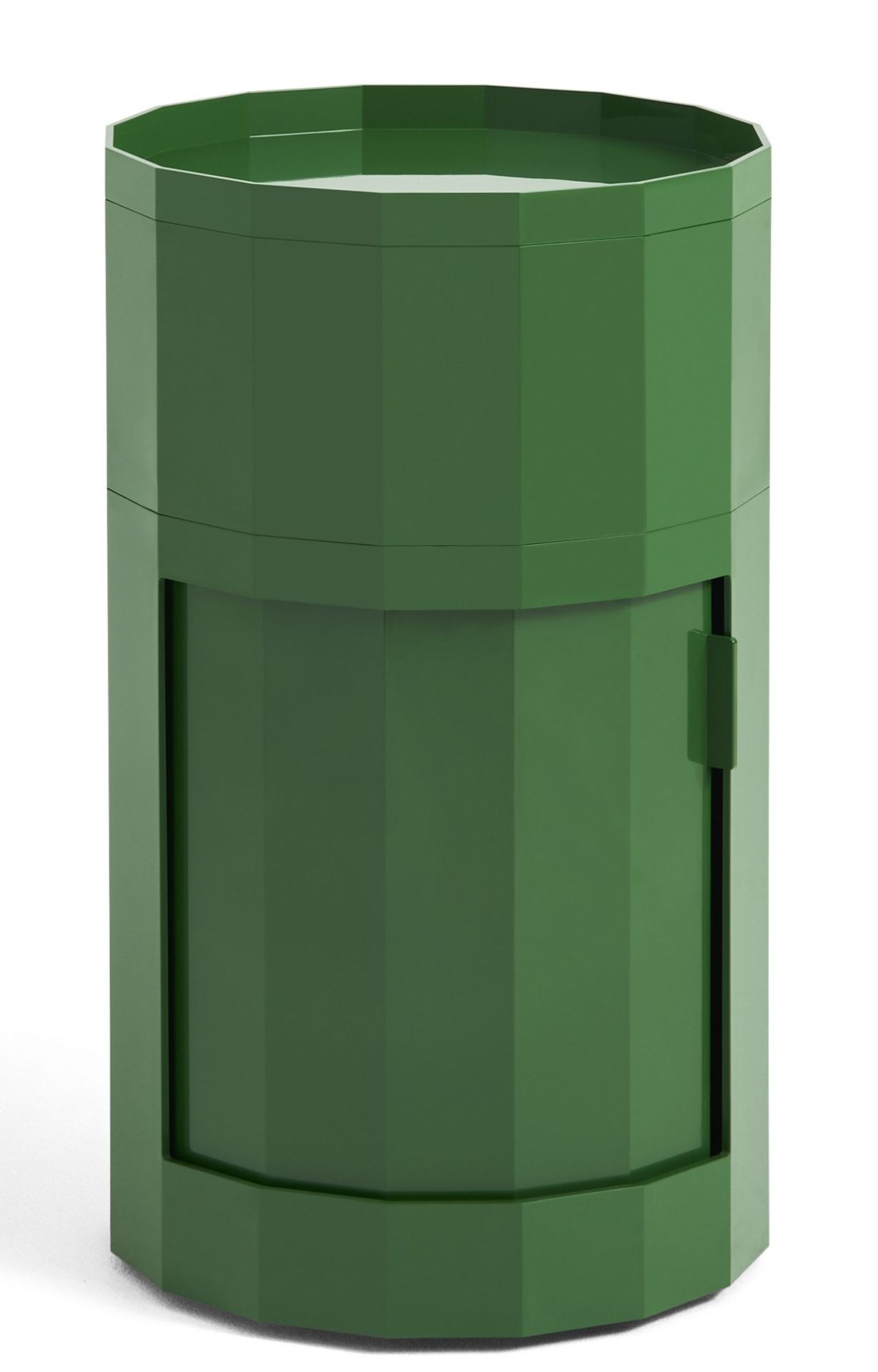 Grüner Facet Cabinet von Hay: Hoher Stauraumschrank mit Tür für Wohnzimmer und Büro.