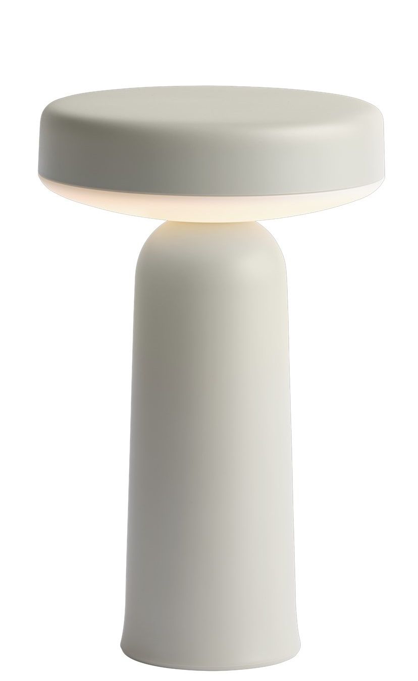 Graue Ease Tischleuchte von Muuto: Akku-betriebene Lampe für den Tisch, modernes Design.