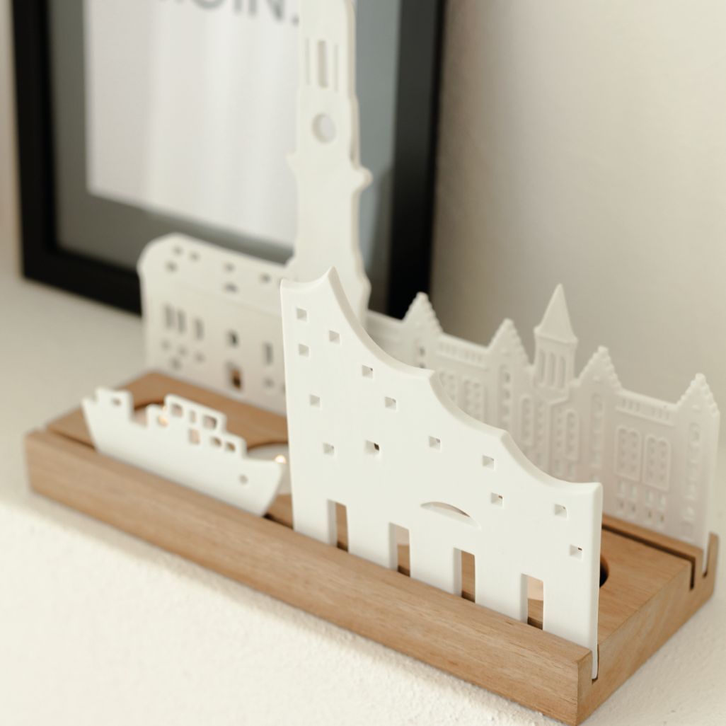 Lichtobjekt Stadtsilhouette Hamburg Räder