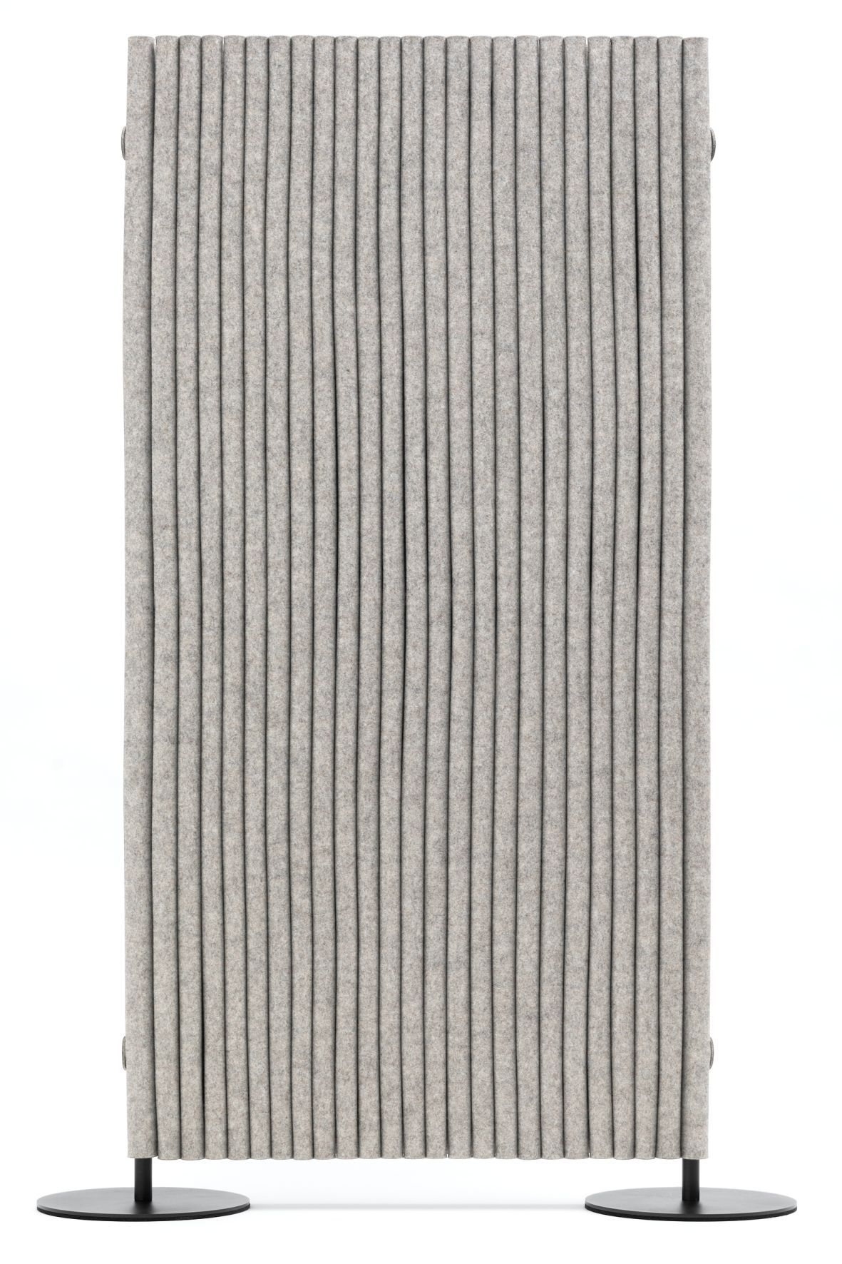 Hey Sign Welle Paravent, ein graues Akustikelement mit zwei schwarzen Tellerfüßen zur Schallreduzierung.