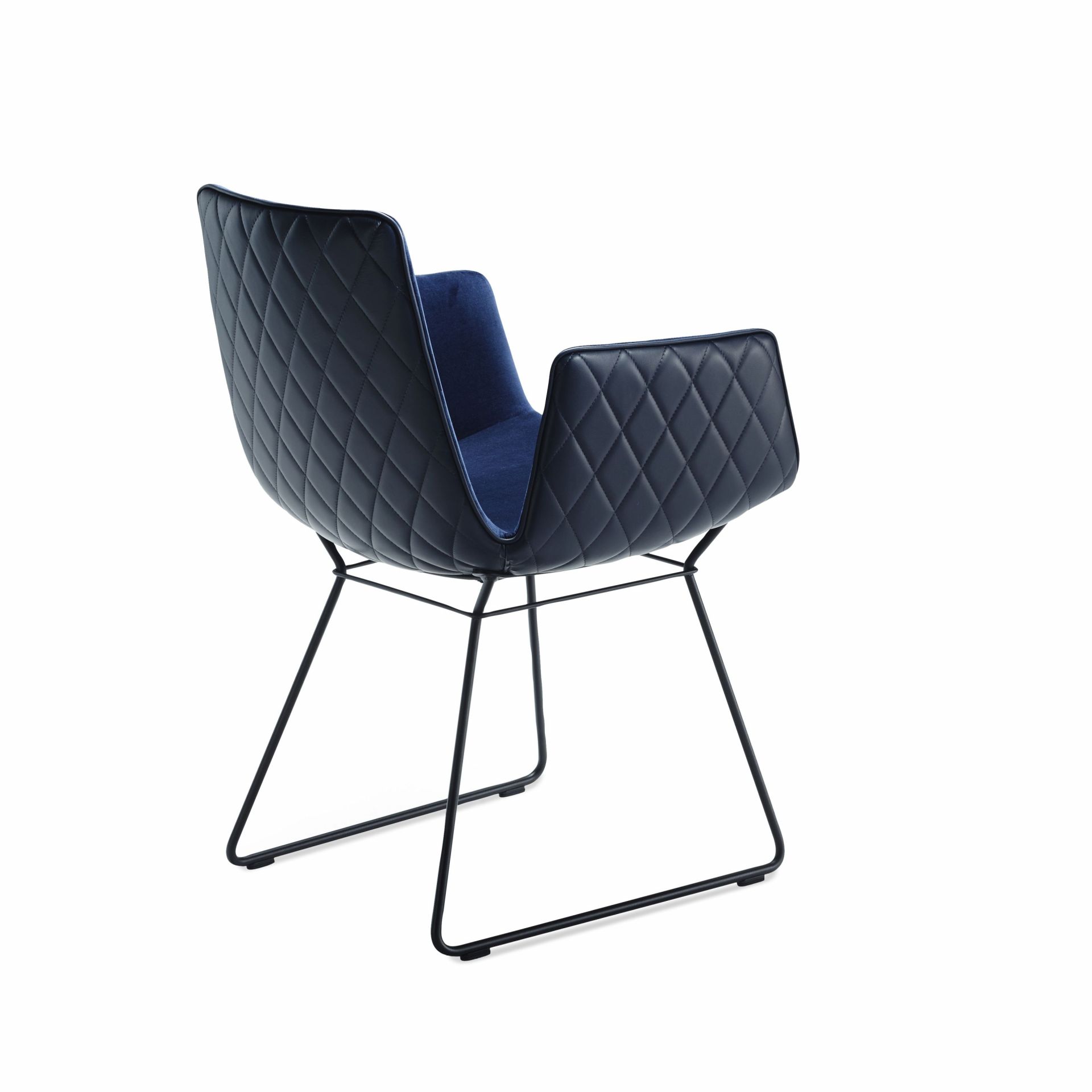 Amelie Armlehnstuhl hohe Armlehnen Freifrau Manufaktur