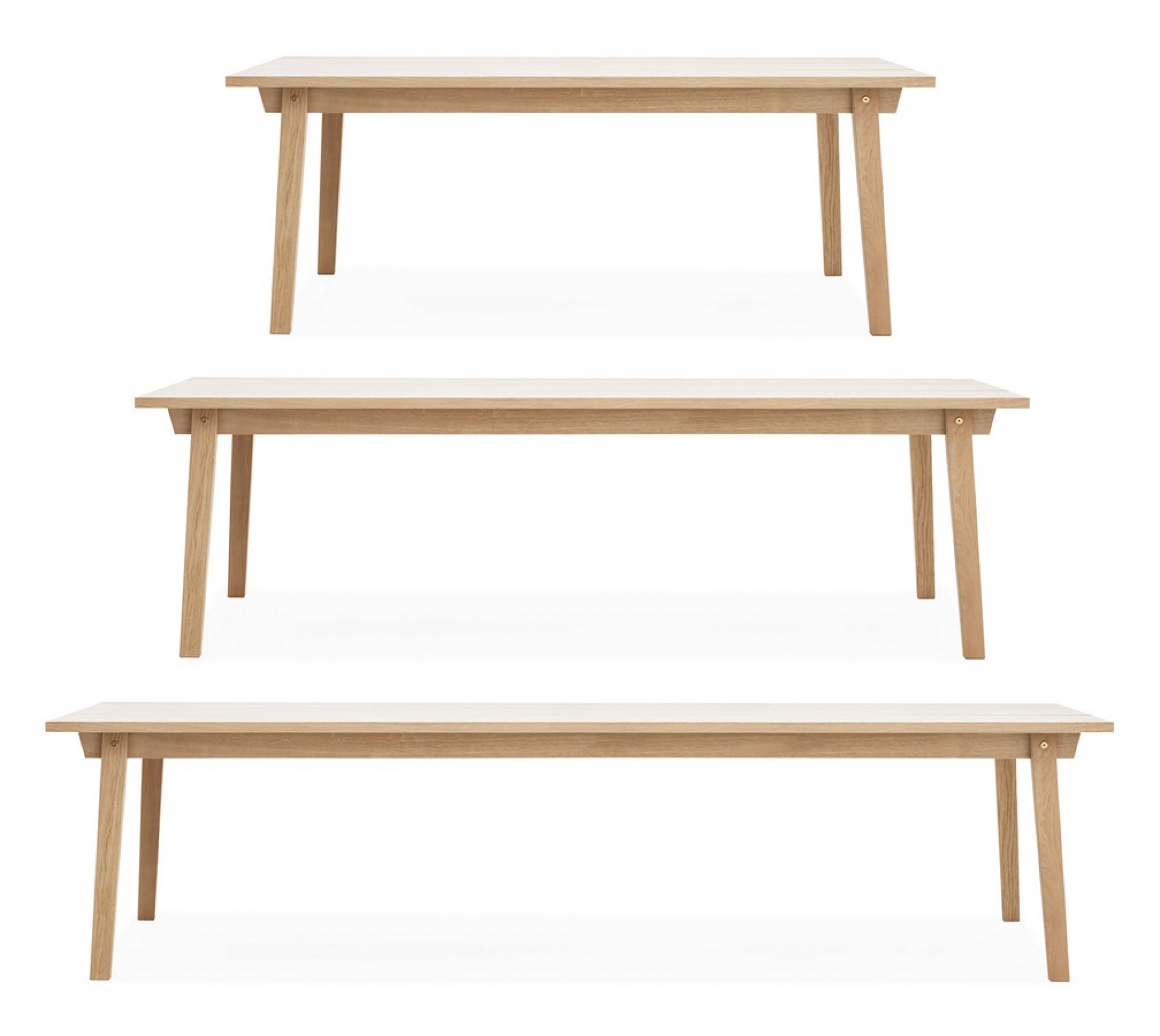 Drei Ansichten des Slice Table von Normann Copenhagen, ein Esstisch aus hellem Holz.
