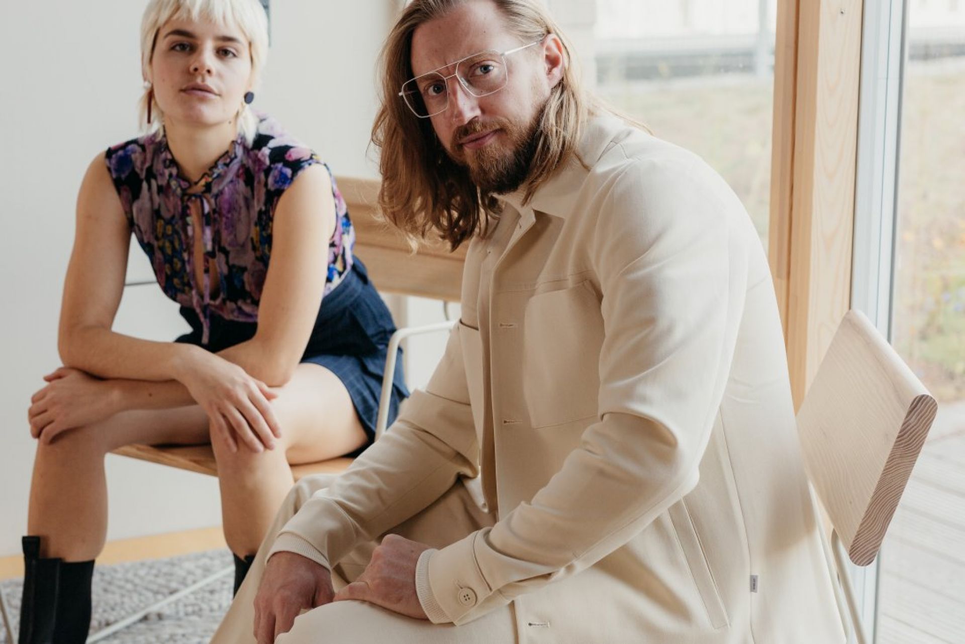 D:008 Loungechair mit Armlehnen Fuchs & Habicht