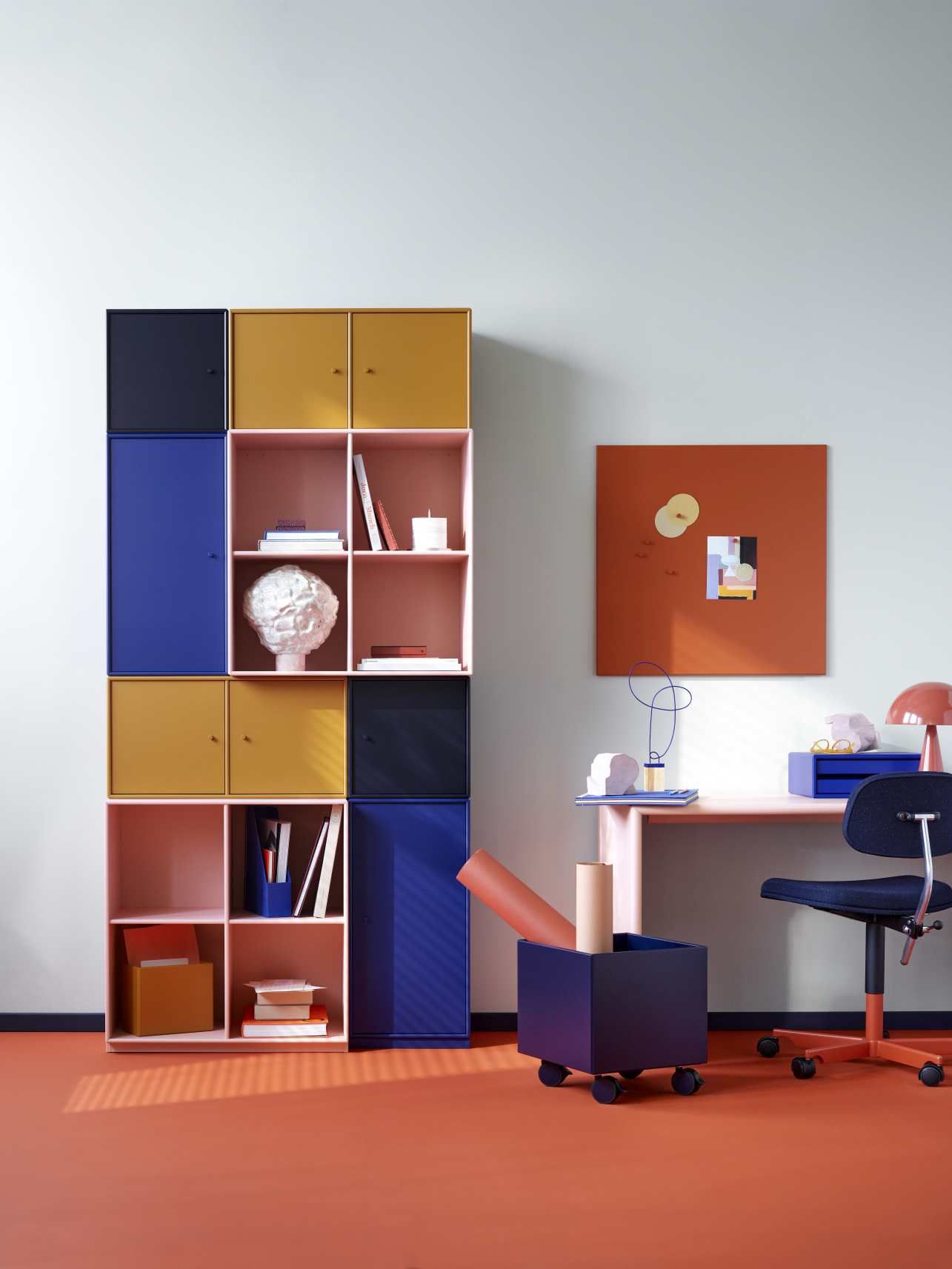 Colour Box Aufbewahrungsbox auf Rollen in Camomile 159, Teil eines modularen Regalsystems.