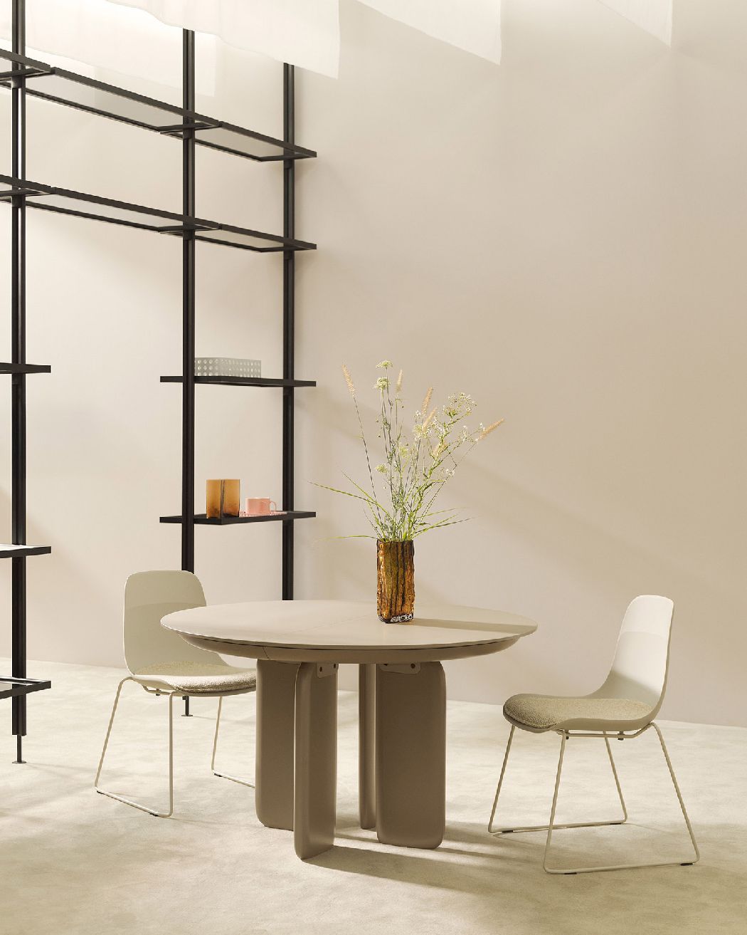 Elephantino Stuhl Kufengestell Kristalia