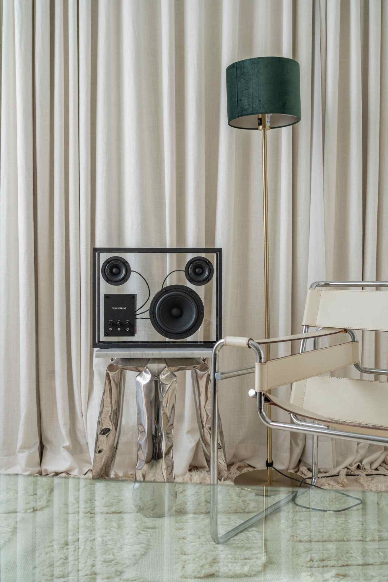 Transparenter Lautsprecher Transparent