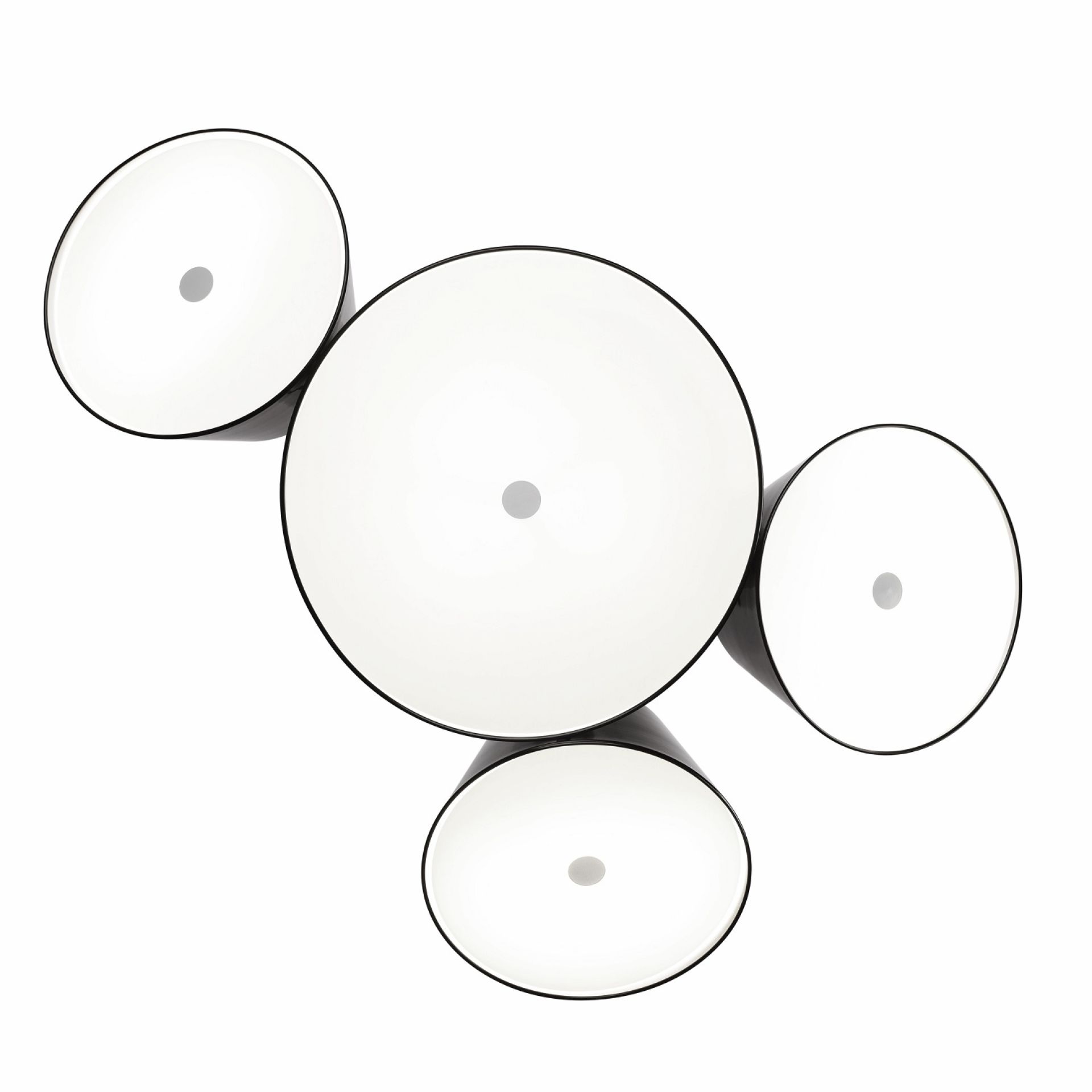 Ansicht von oben der Tam Tam 3 LED Pendelleuchte von Marset mit vier runden Lampenschirmen.