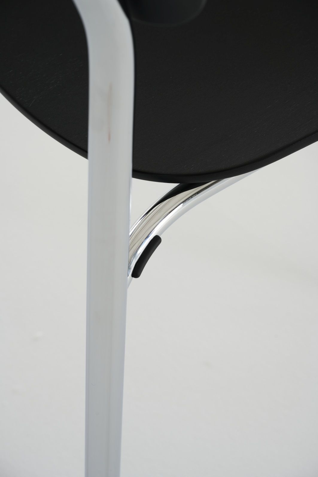 S 243 / S243 Stahlrohr Stuhl Thonet