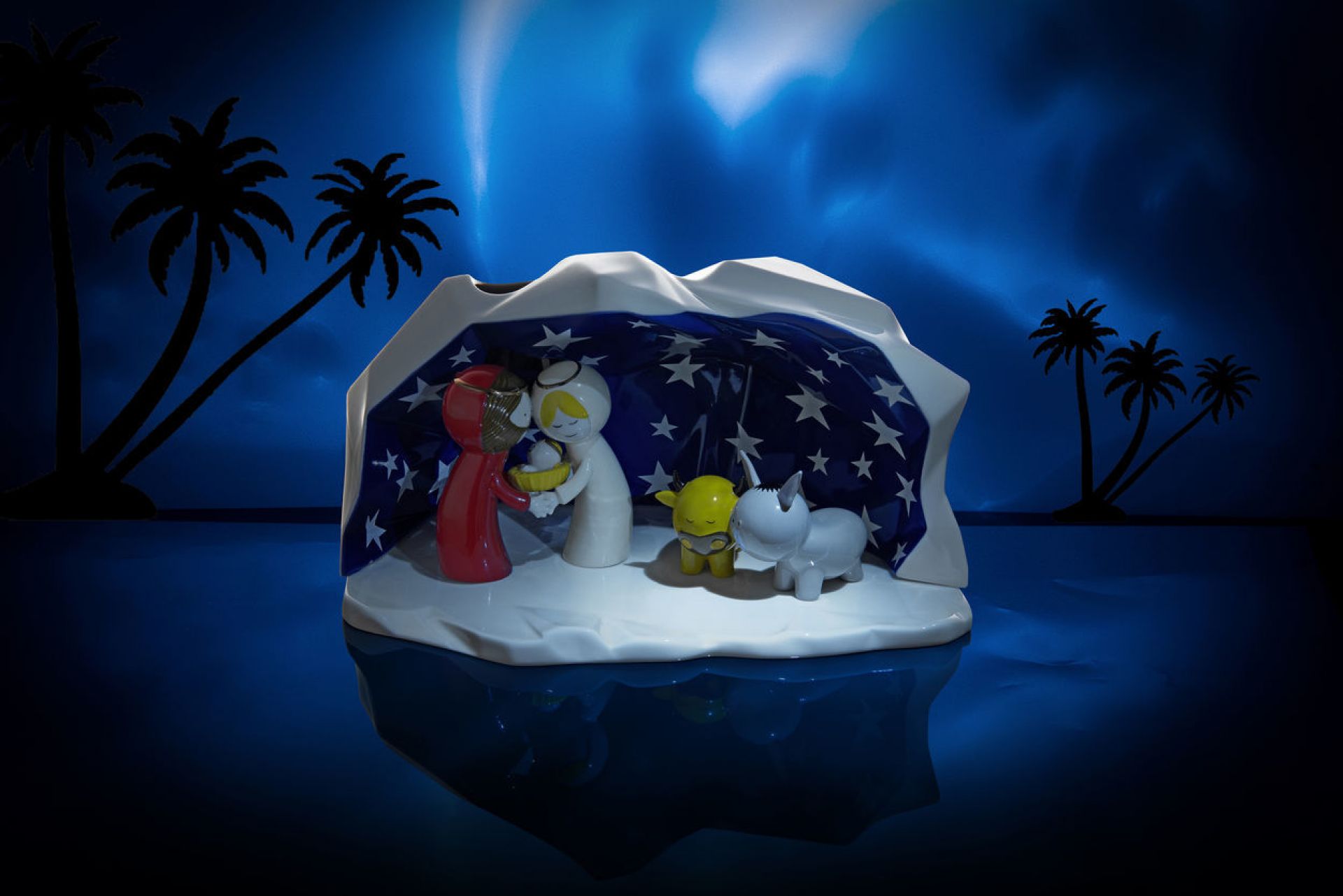 Alessi Weihnachtskrippe "Happy Eternity Baby": Moderne Krippe mit Figuren und Sternenhimmel für festliche Dekoration.