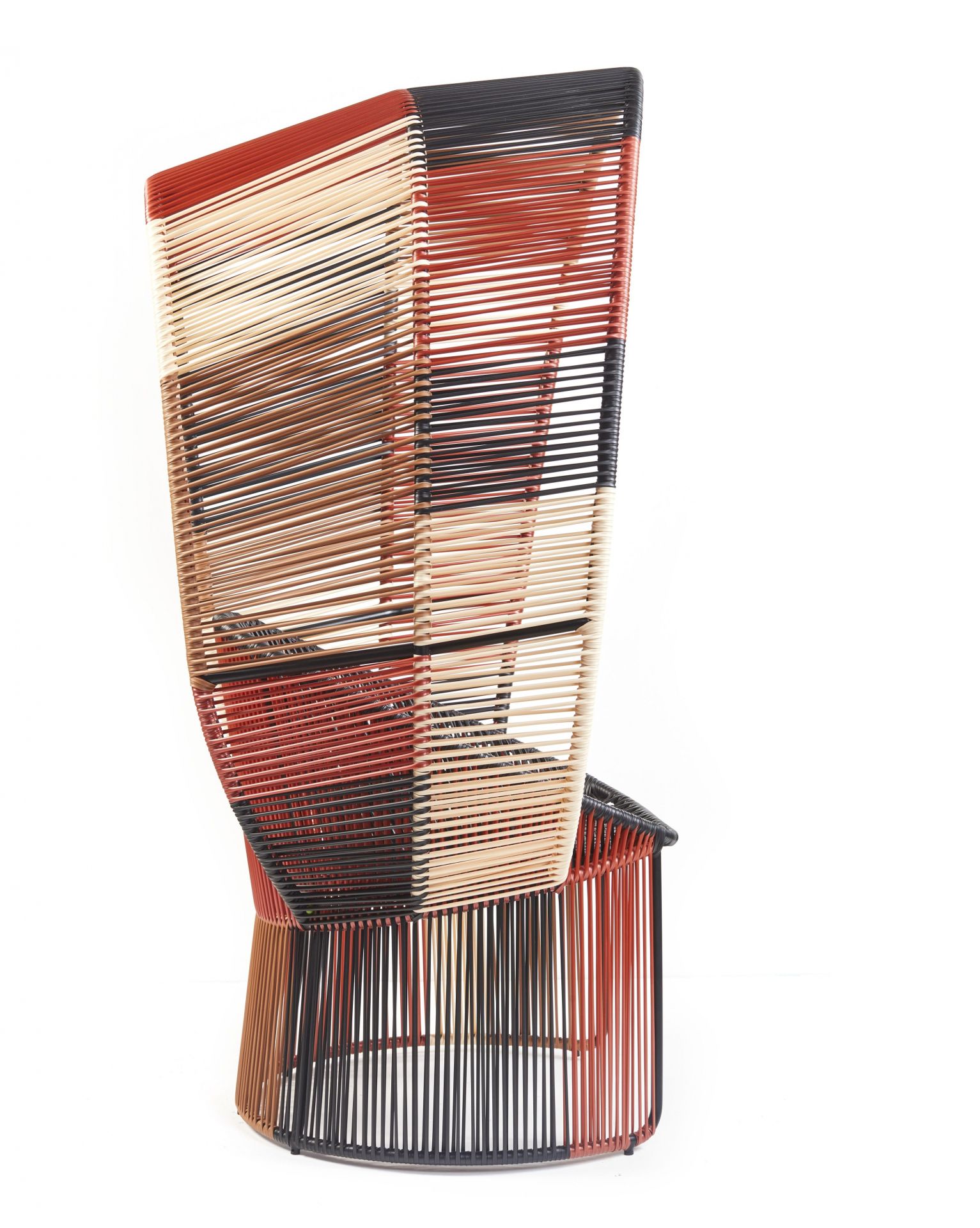 Cartagena Reina Chair: Moderner Outdoor-Sessel mit farbigen Schnüren und Metallrahmen. Design Gartenmöbel.