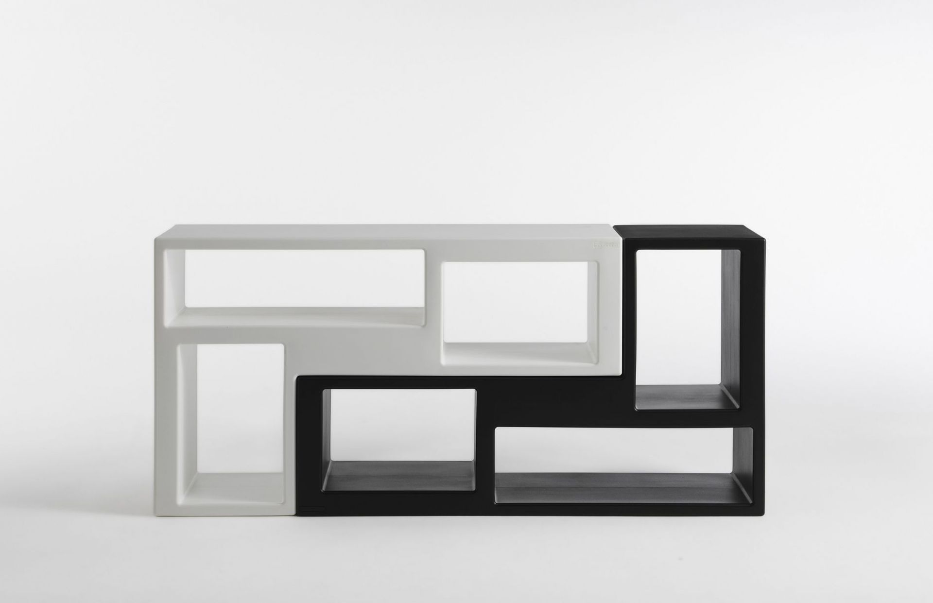 Urban Regal weiß Casamania Horm