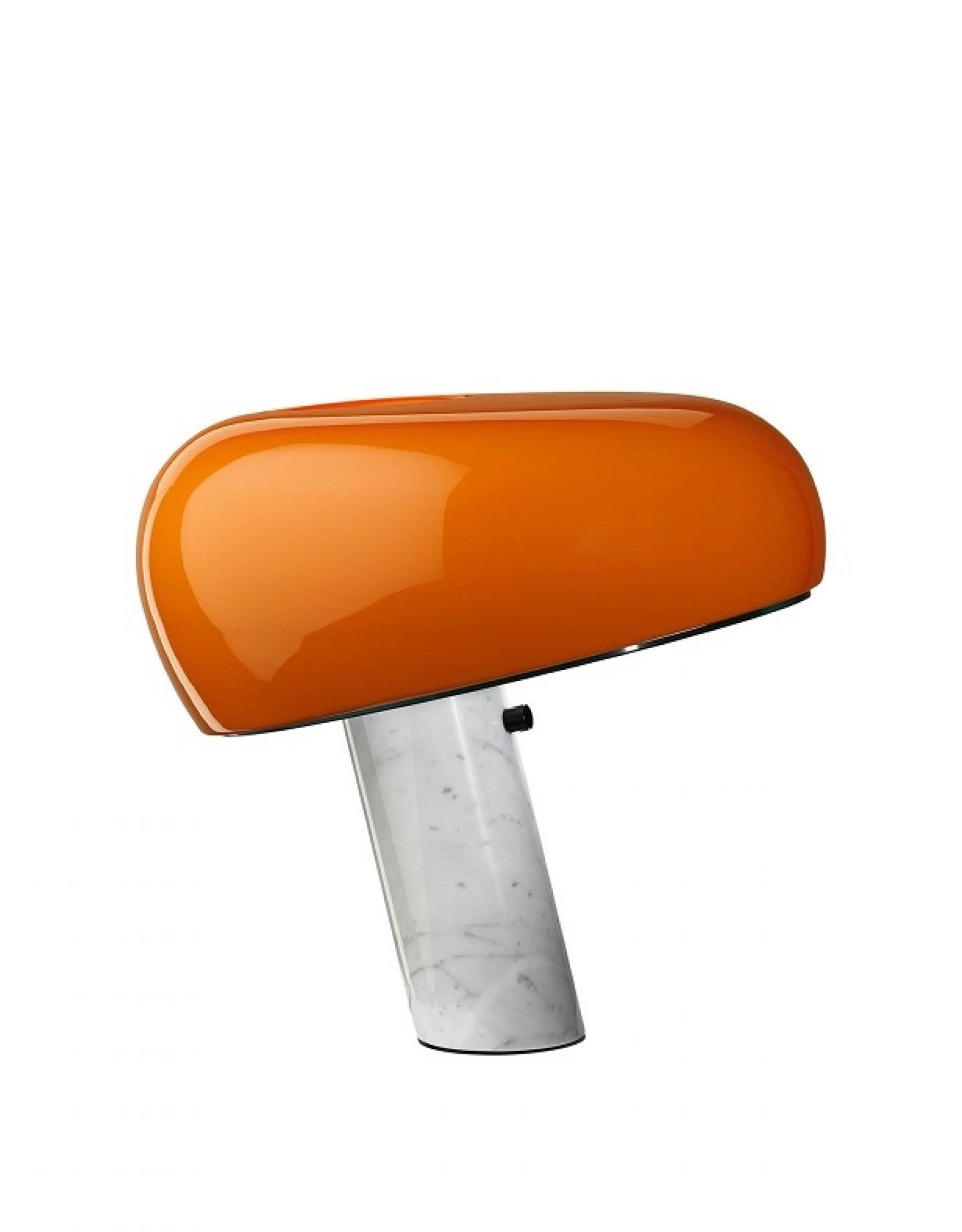 Orange Snoopy Tischleuchte von Flos: Designlampe mit Marmorfuß für Wohnzimmer und Büro.
